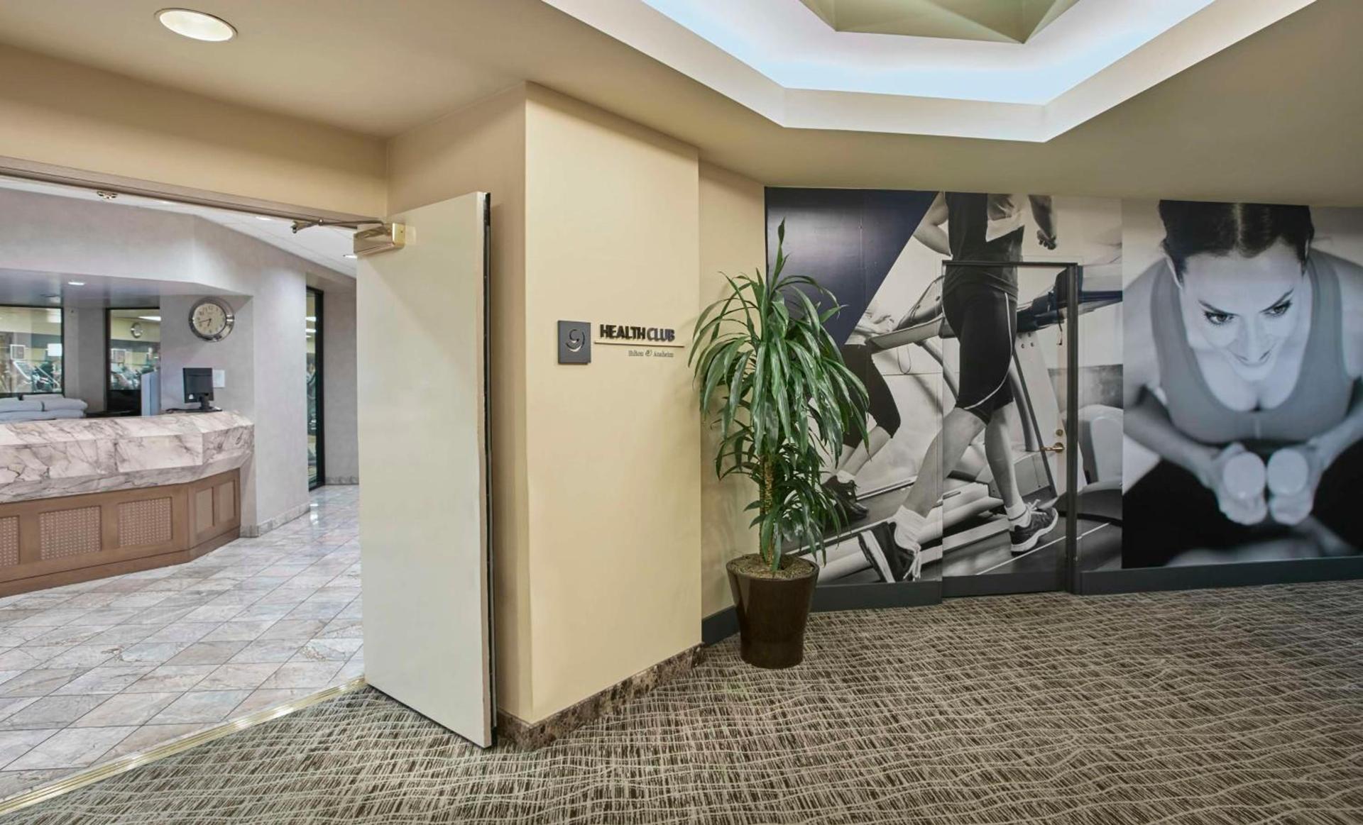 Hilton Anaheim photo 30