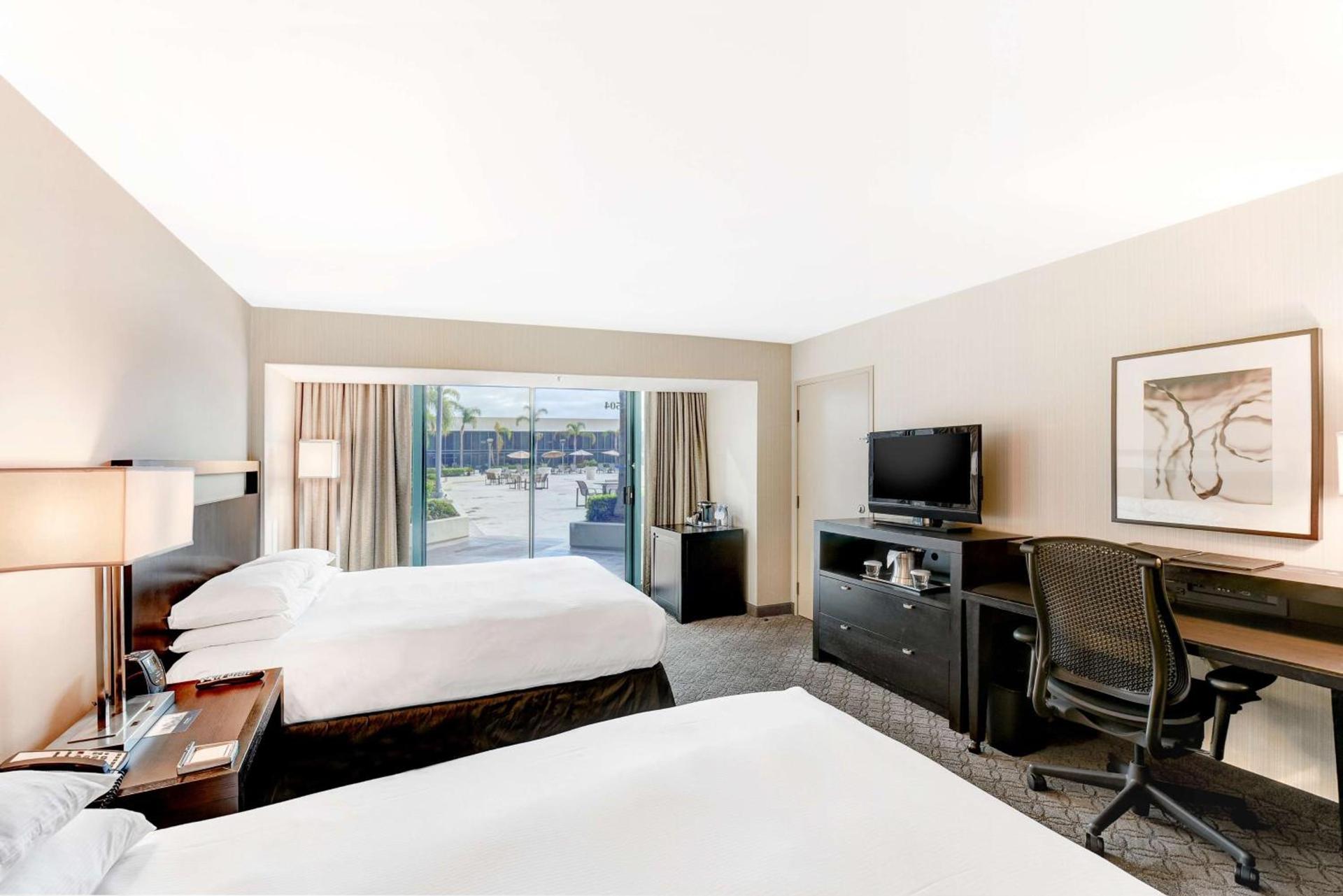 Hilton Anaheim photo 44