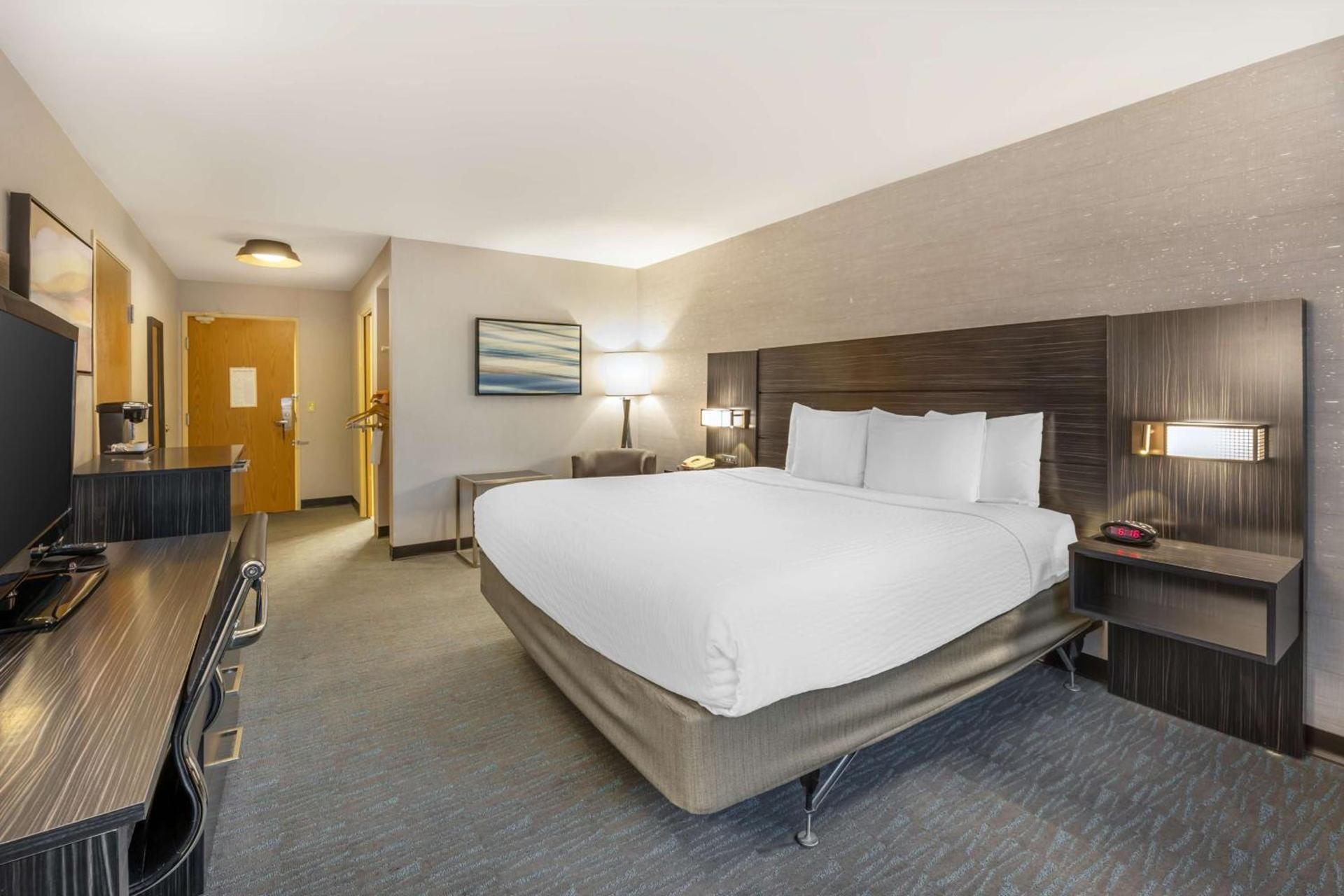 Best Western Plus North Las Vegas Inn & Suites photo 15