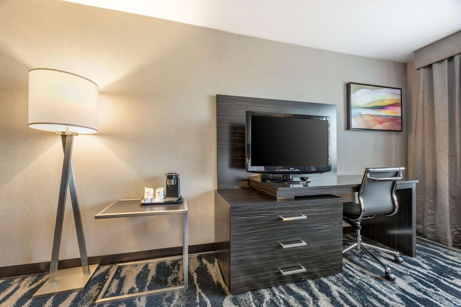 Best Western Plus North Las Vegas Inn & Suites photo 26