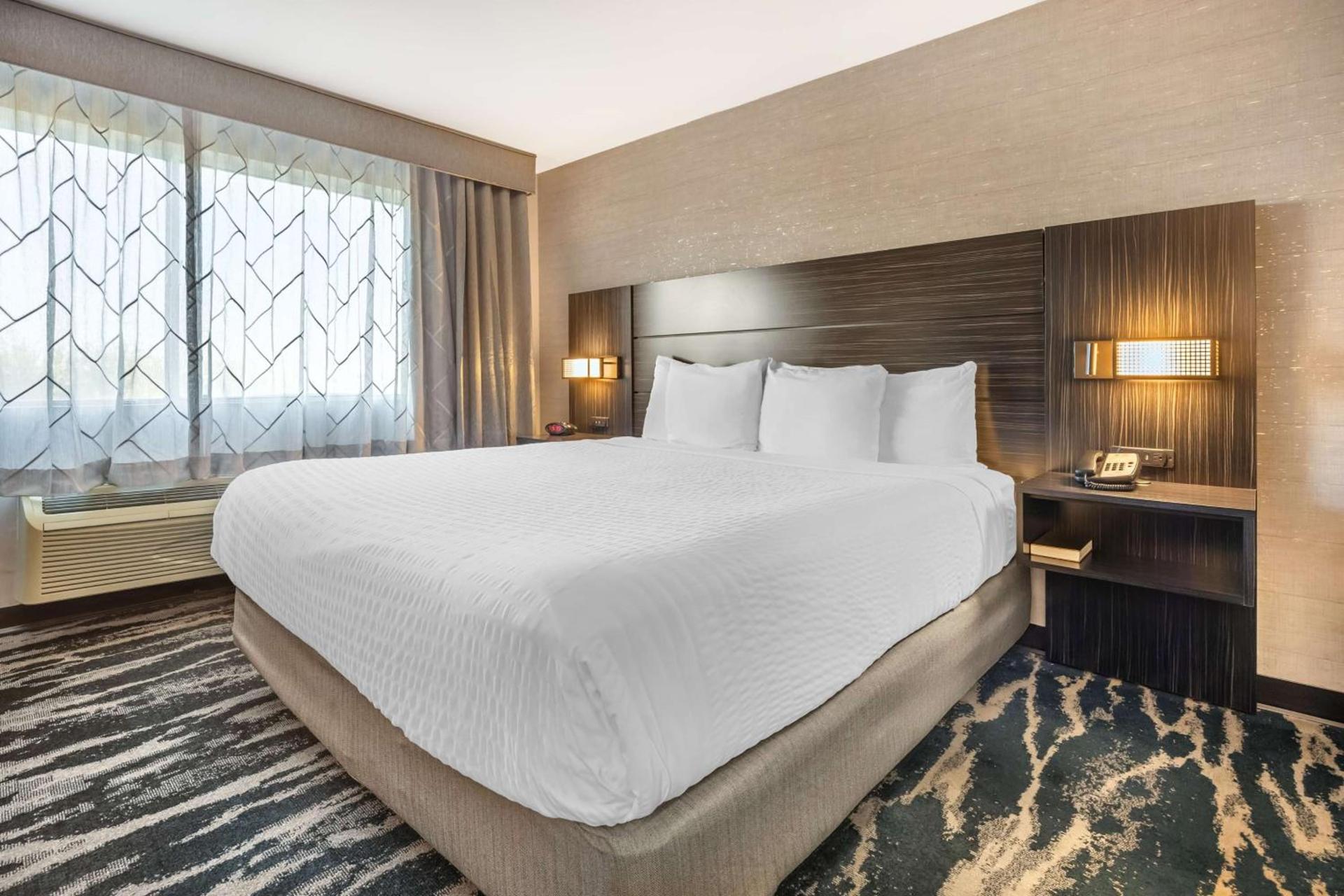 Best Western Plus North Las Vegas Inn & Suites photo 24