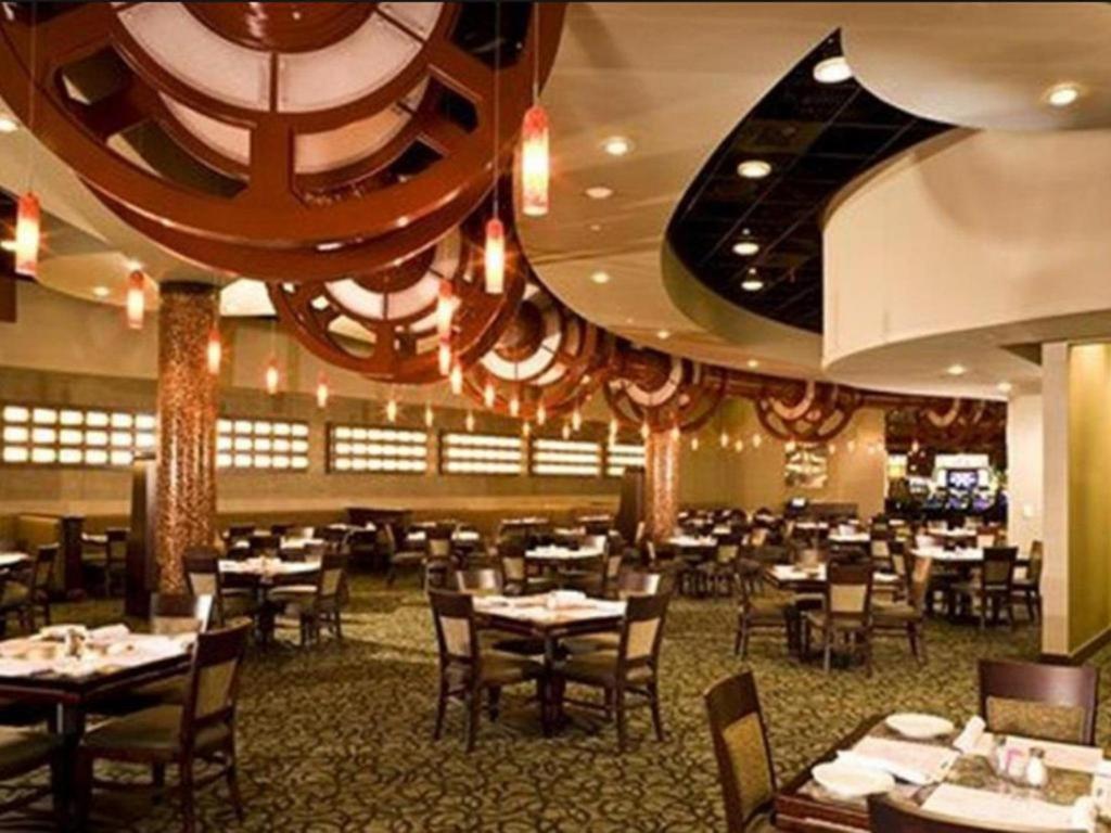 Eastside Cannery Casino Hotel photo 3