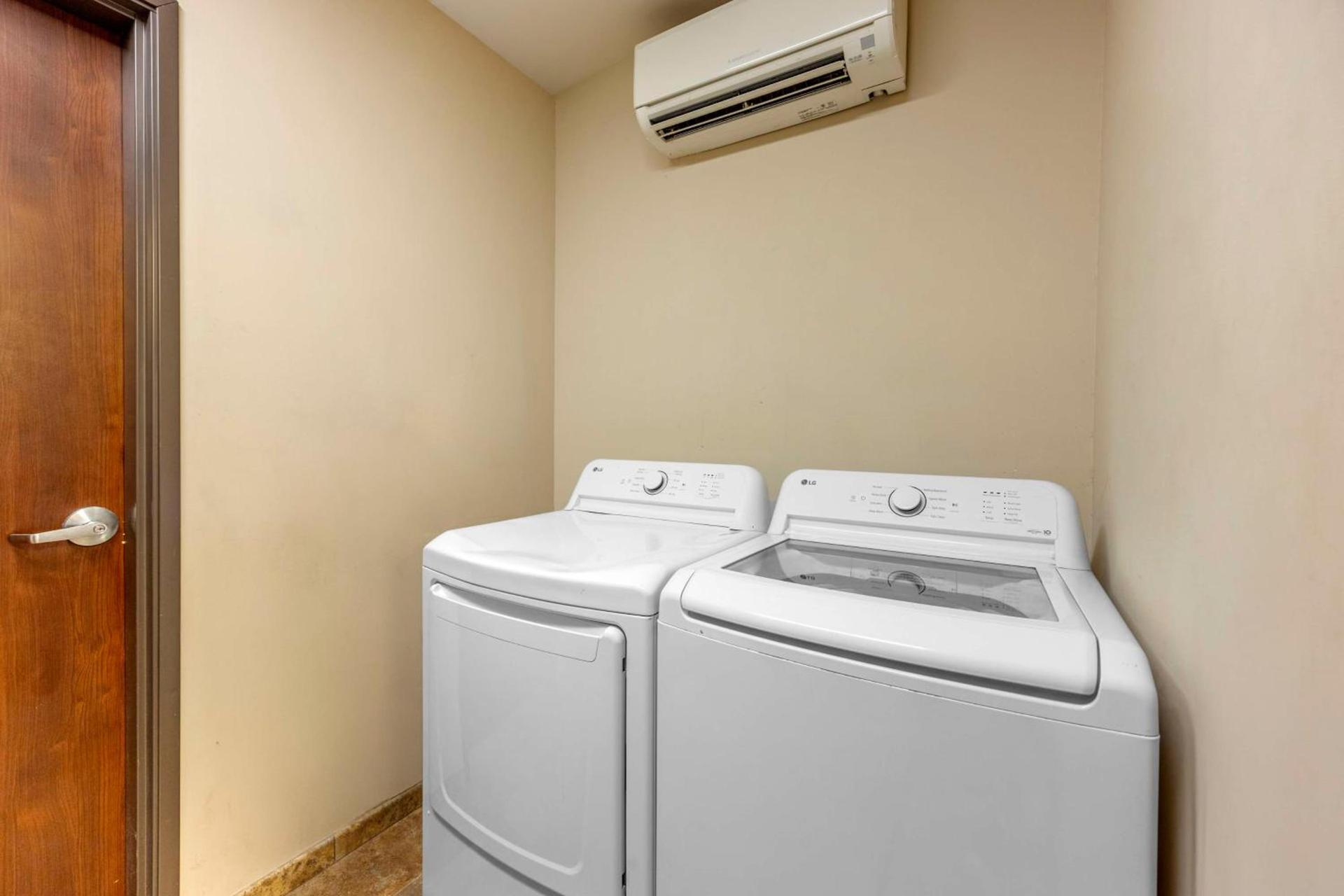 Best Western Plus Tupelo Inn & Suites photo 31