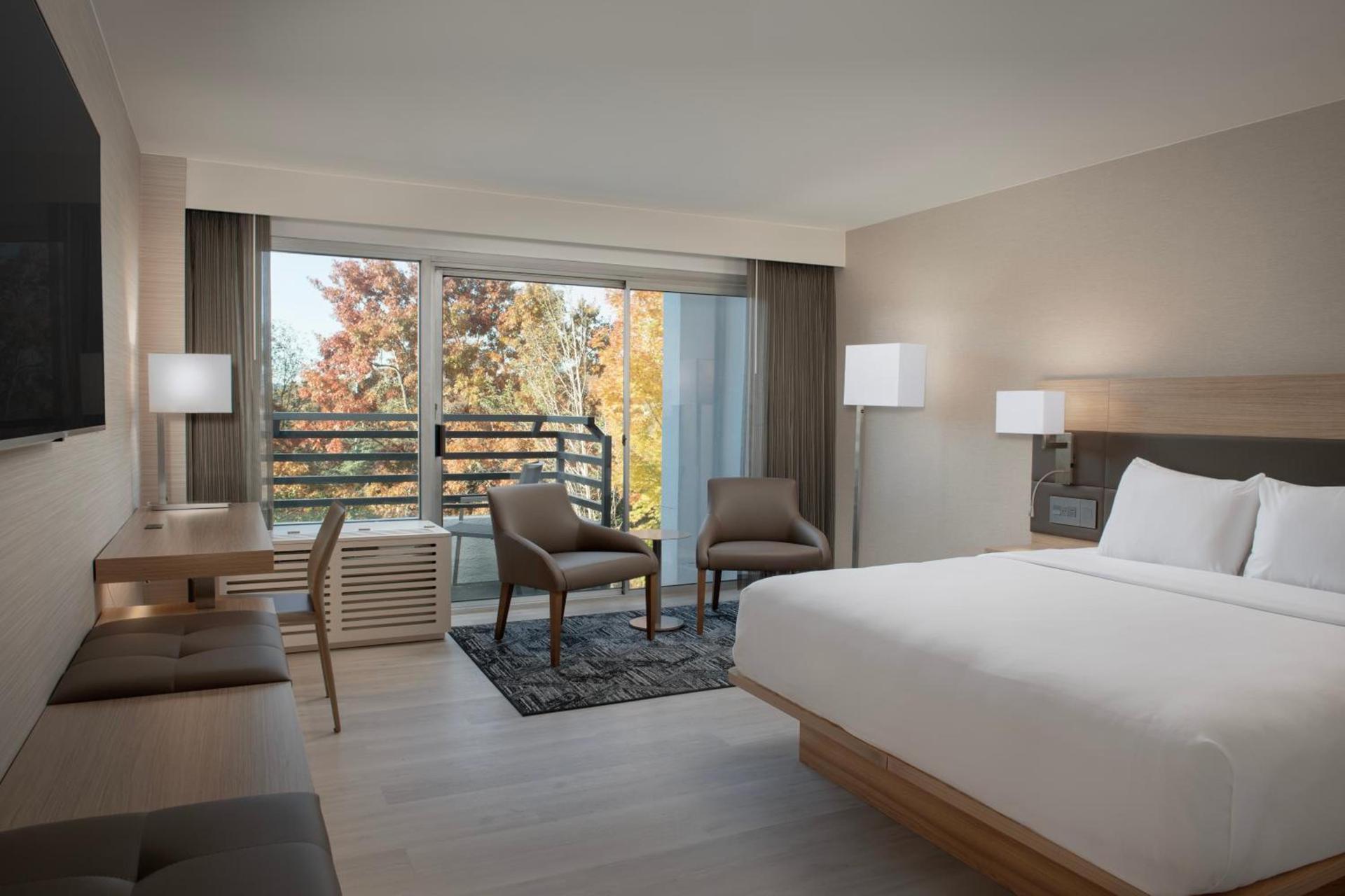 AC Hotel by Marriott Portland Lake Oswego photo 5