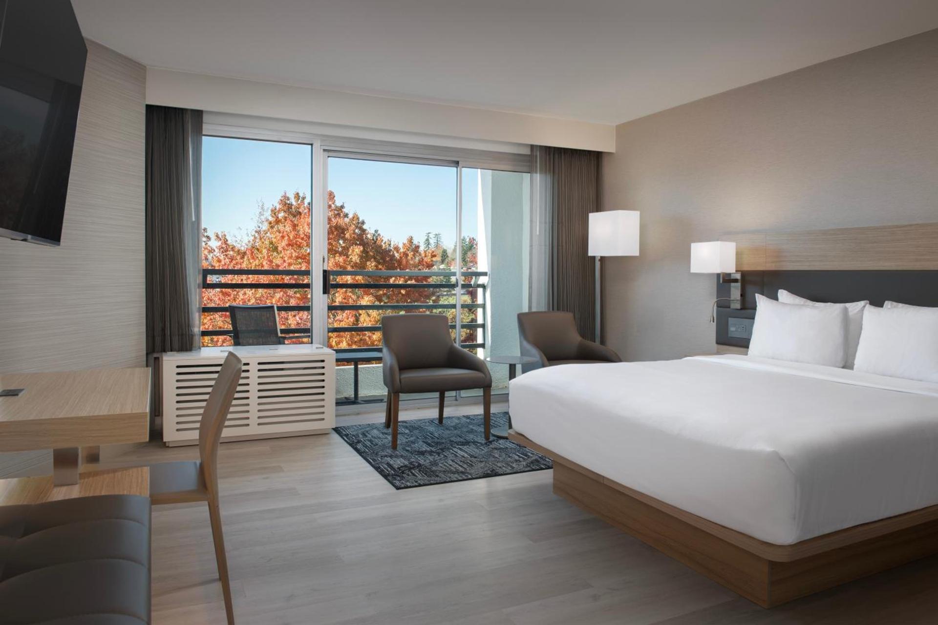 AC Hotel by Marriott Portland Lake Oswego photo 7