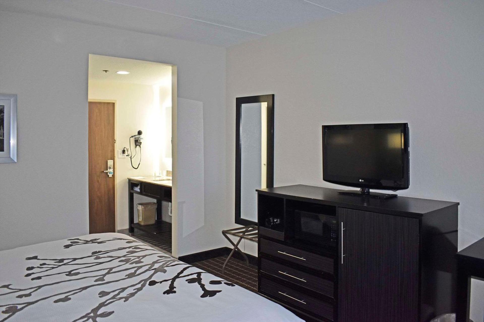 Sleep Inn & Suites West Knoxville photo 20