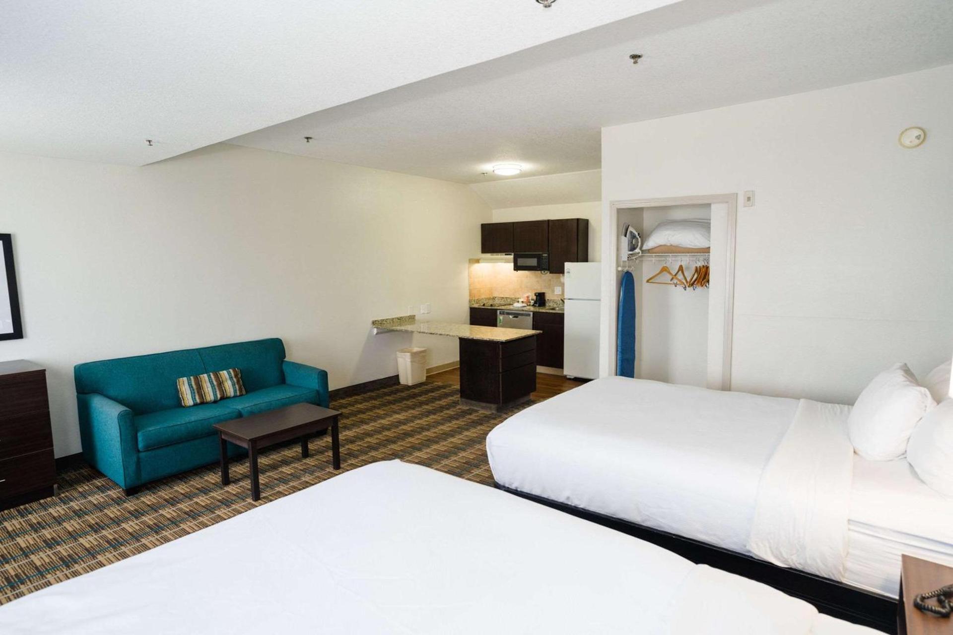 MainStay Suites Knoxville Airport photo 13