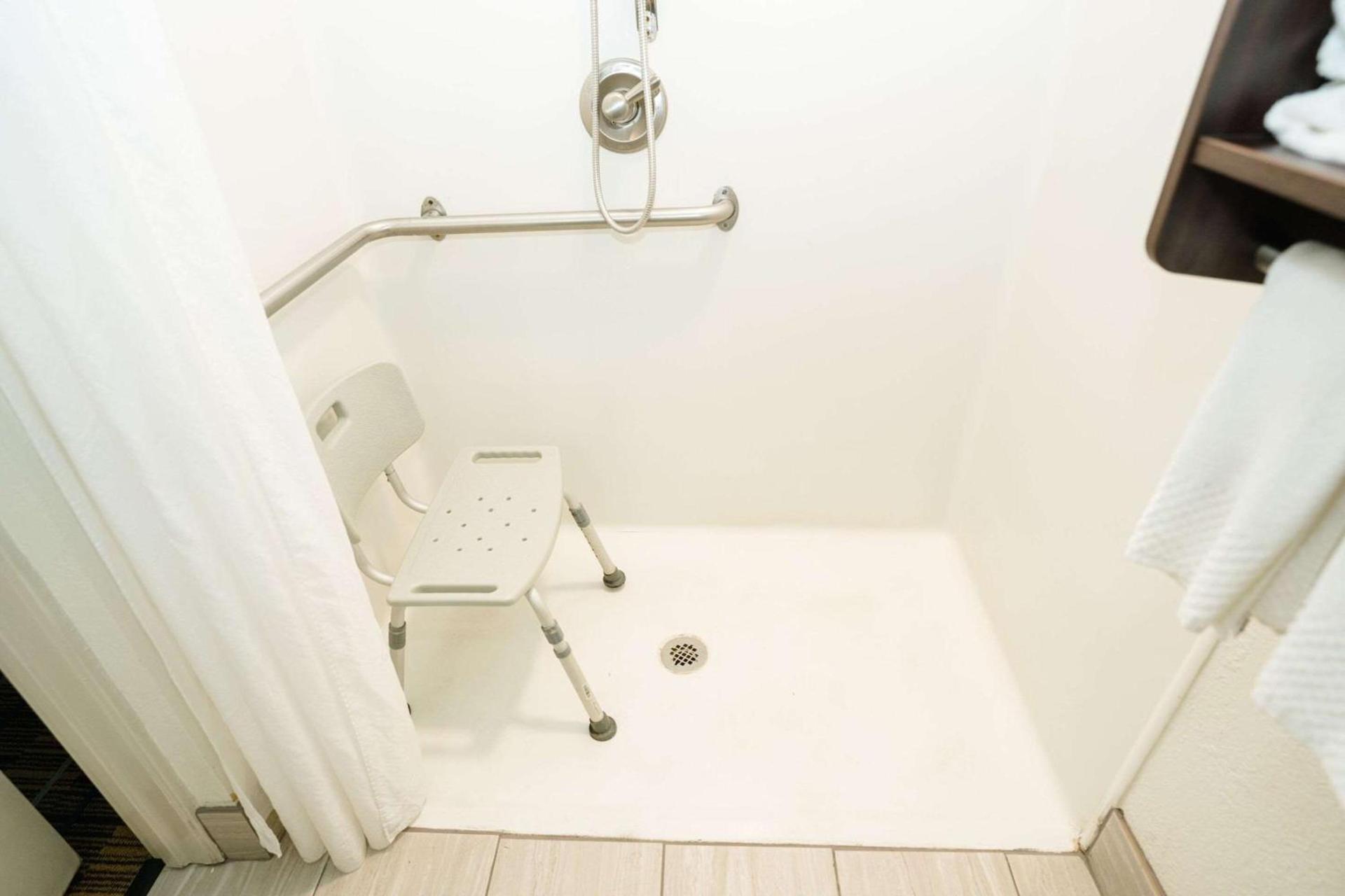 MainStay Suites Knoxville Airport photo 18
