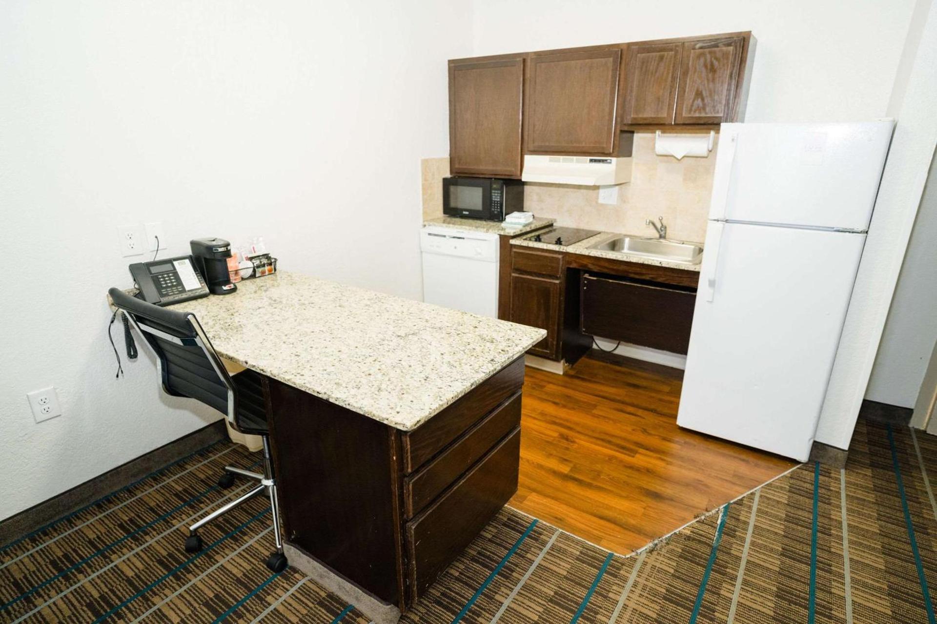 MainStay Suites Knoxville Airport photo 21