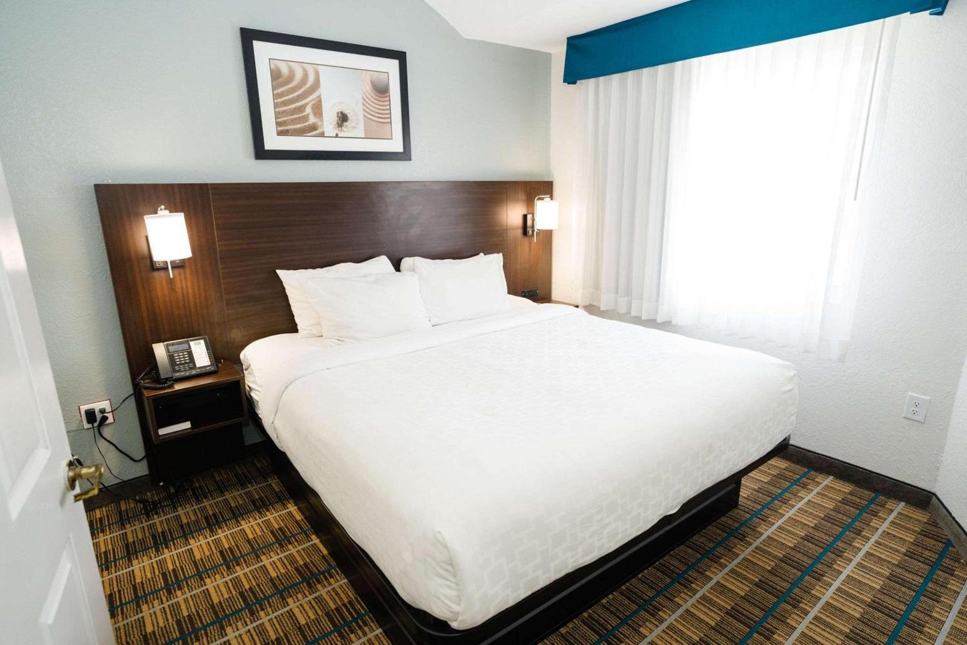 MainStay Suites Knoxville Airport photo 27