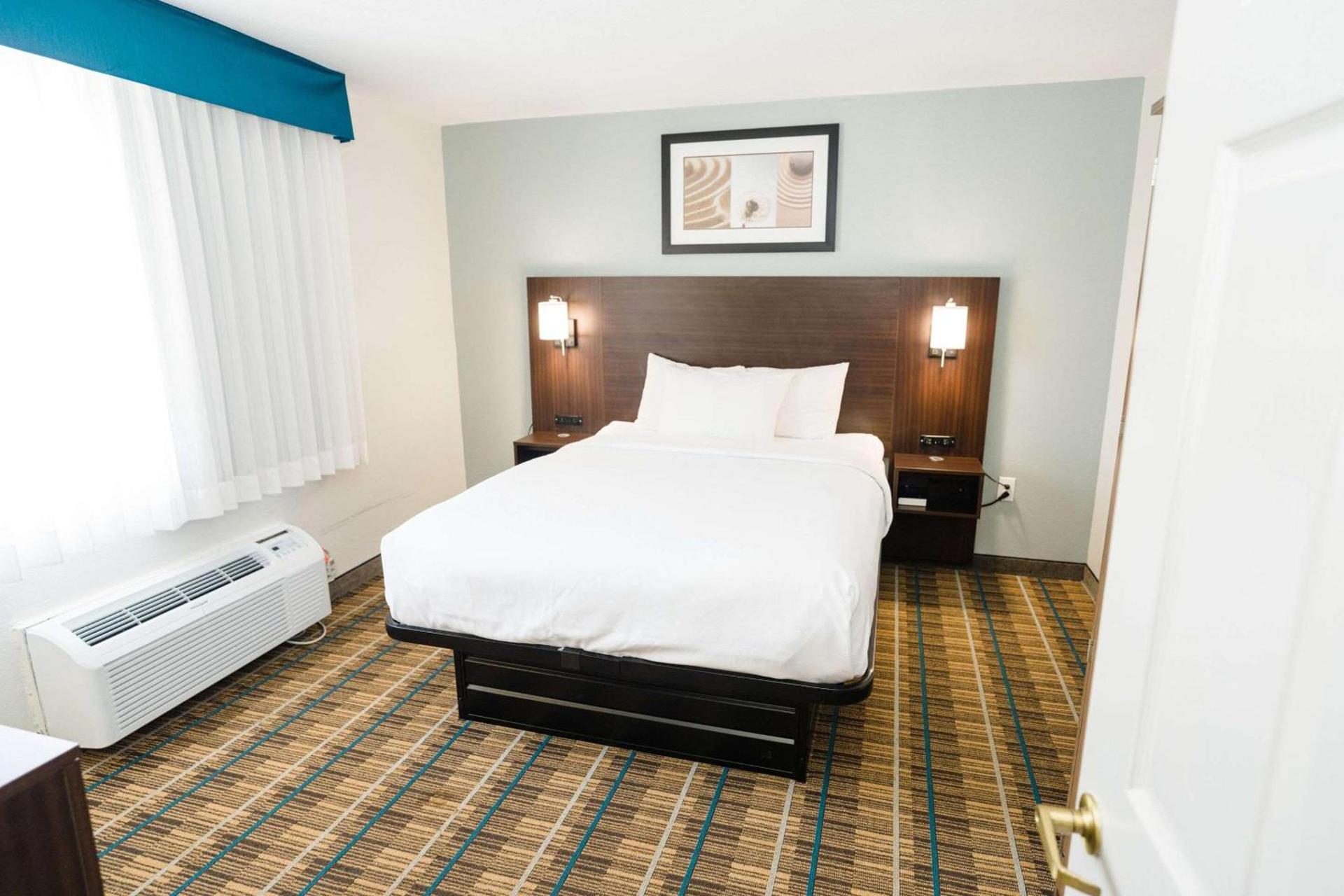 MainStay Suites Knoxville Airport photo 31