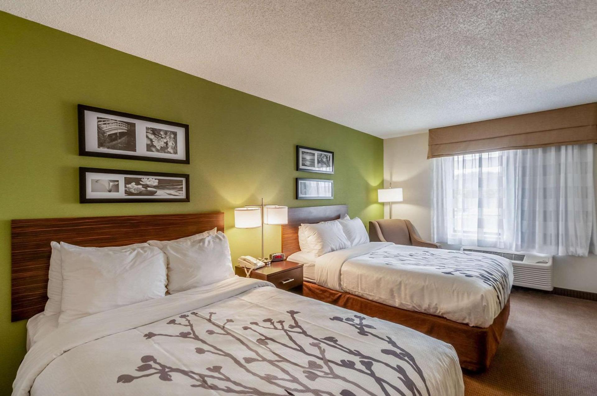 Sleep Inn & Suites Harrisonburg on University photo 6