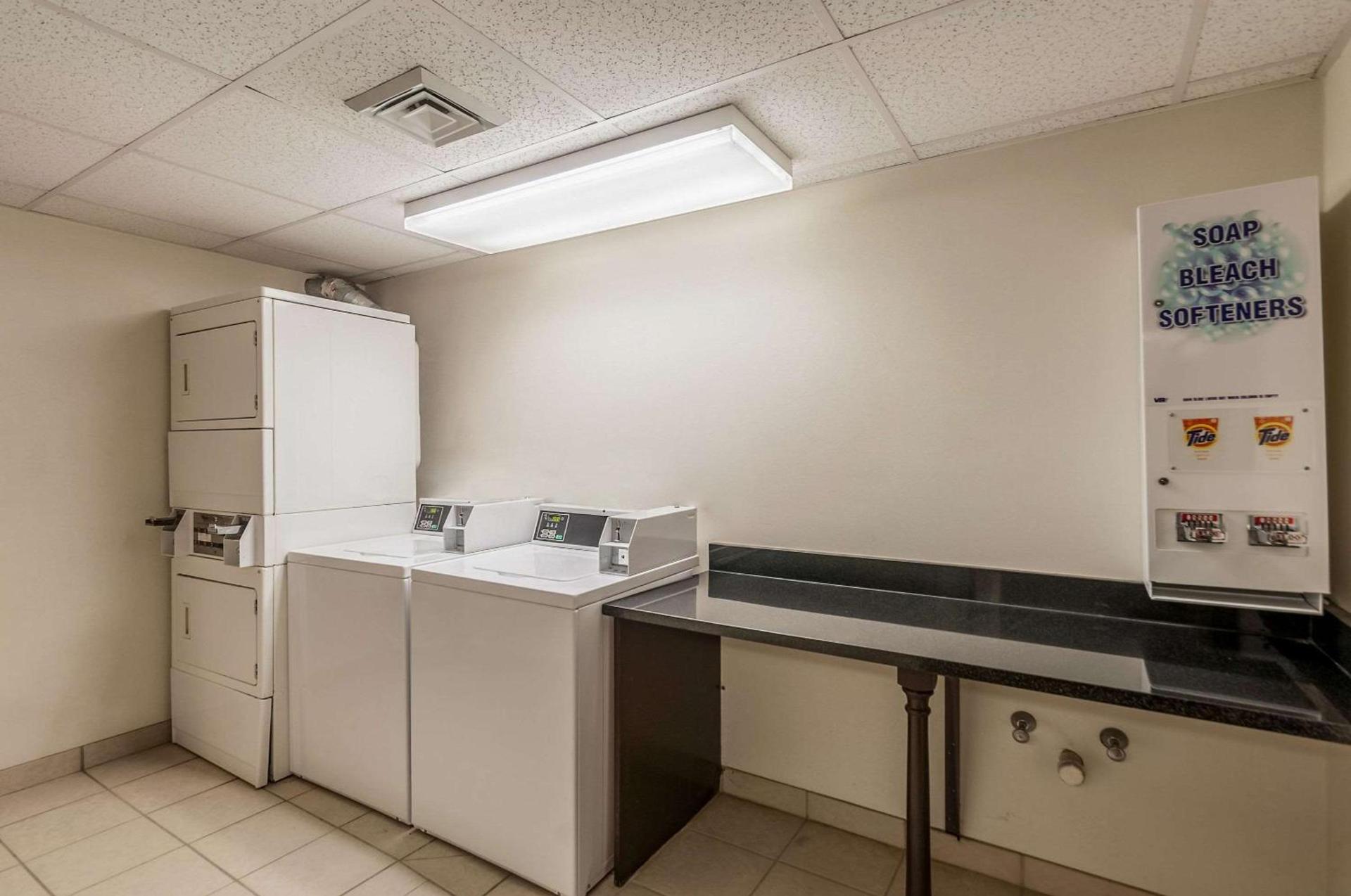 Sleep Inn & Suites Harrisonburg on University photo 34