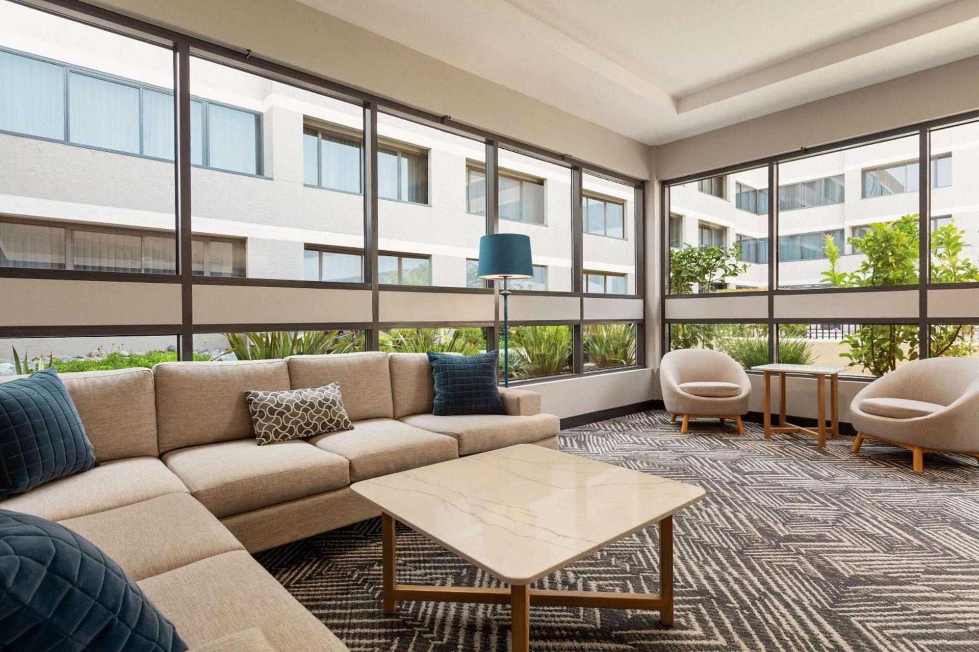 Radisson Hotel Sunnyvale - Silicon Valley photo 3