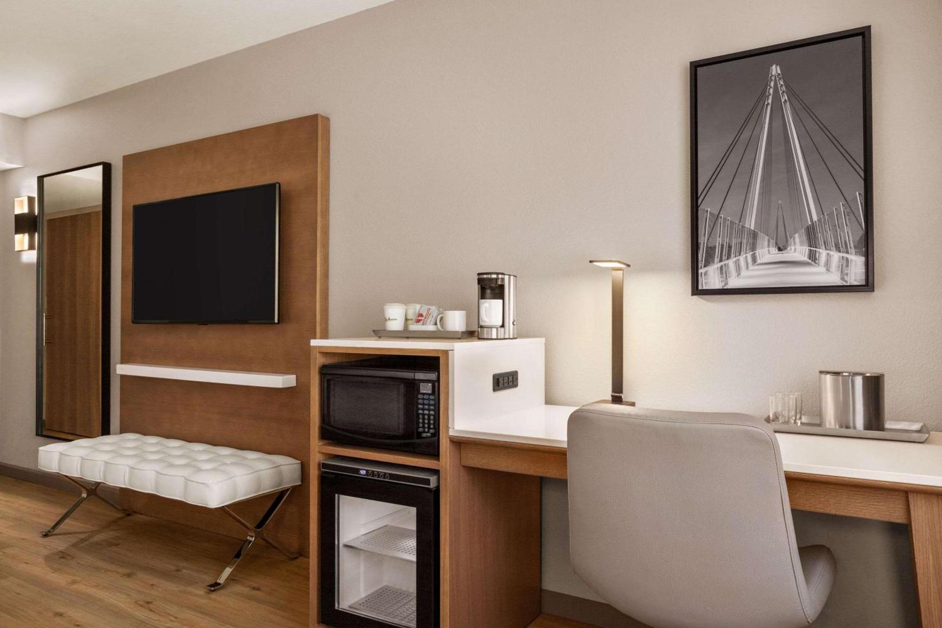 Radisson Hotel Sunnyvale - Silicon Valley photo 7