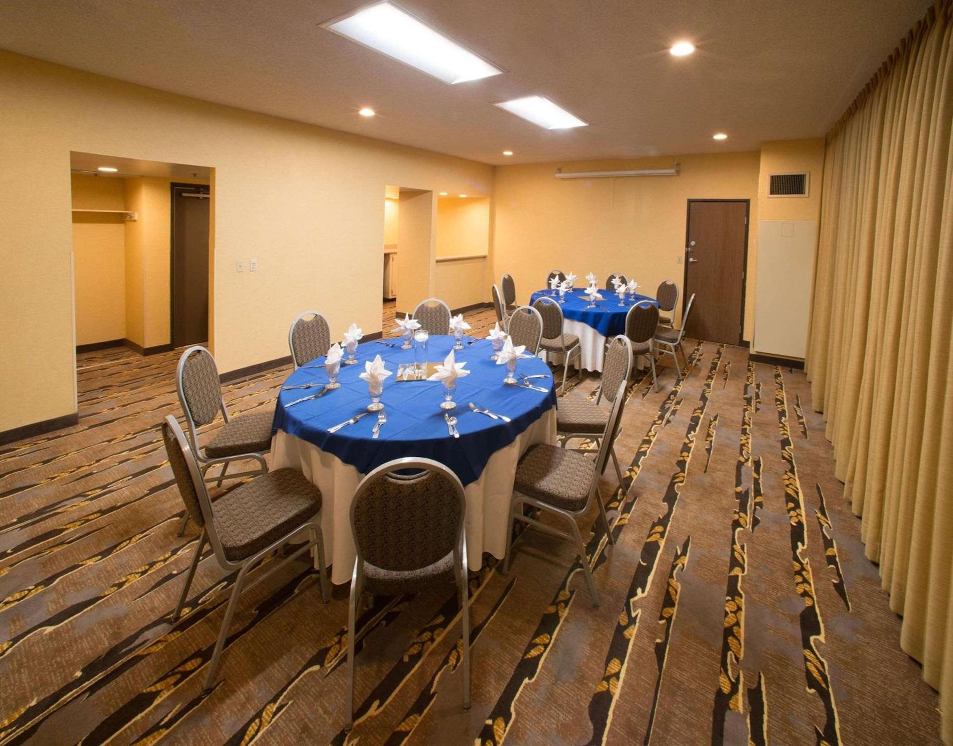 Radisson Hotel Santa Maria photo 16