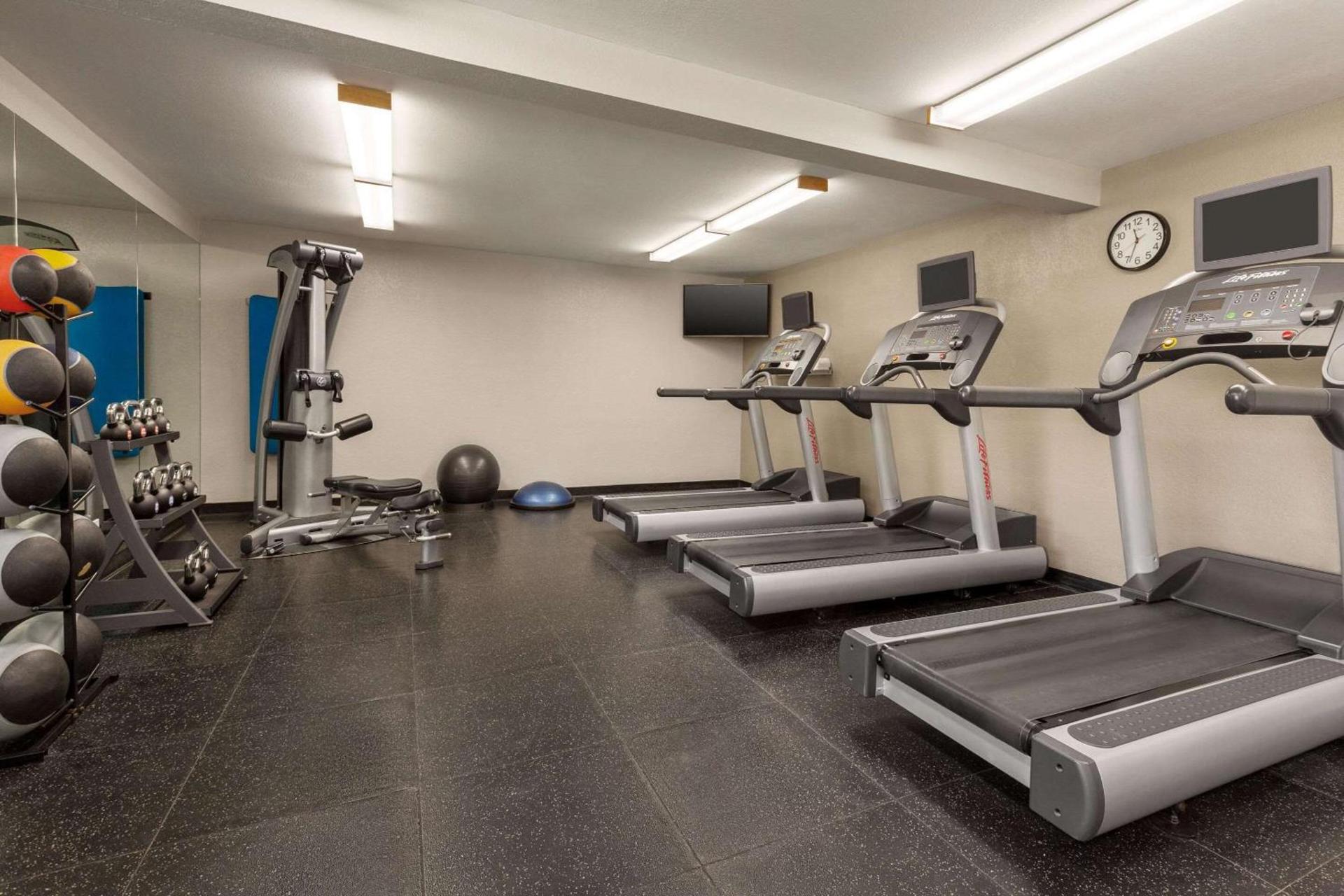 Radisson Hotel Sunnyvale - Silicon Valley photo 11