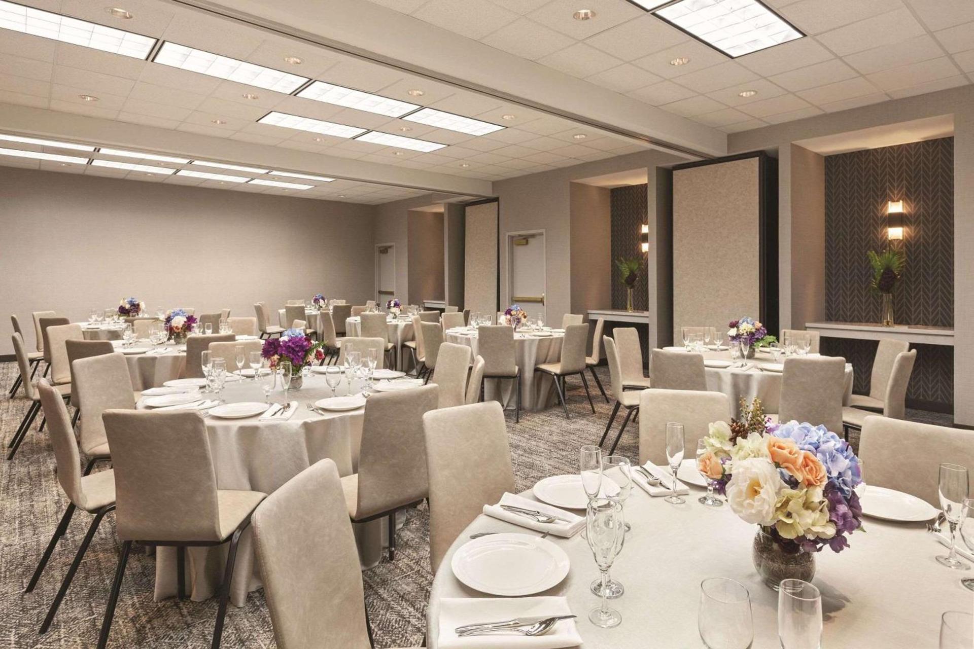 Radisson Hotel Sunnyvale - Silicon Valley photo 14