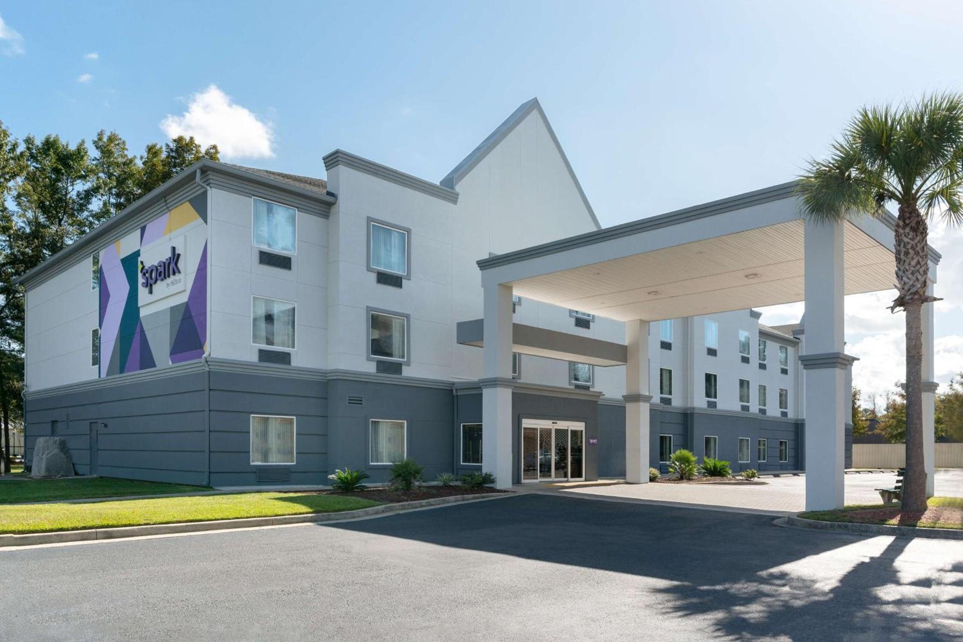 Spark by Hilton Savannah South I-95 photo 1