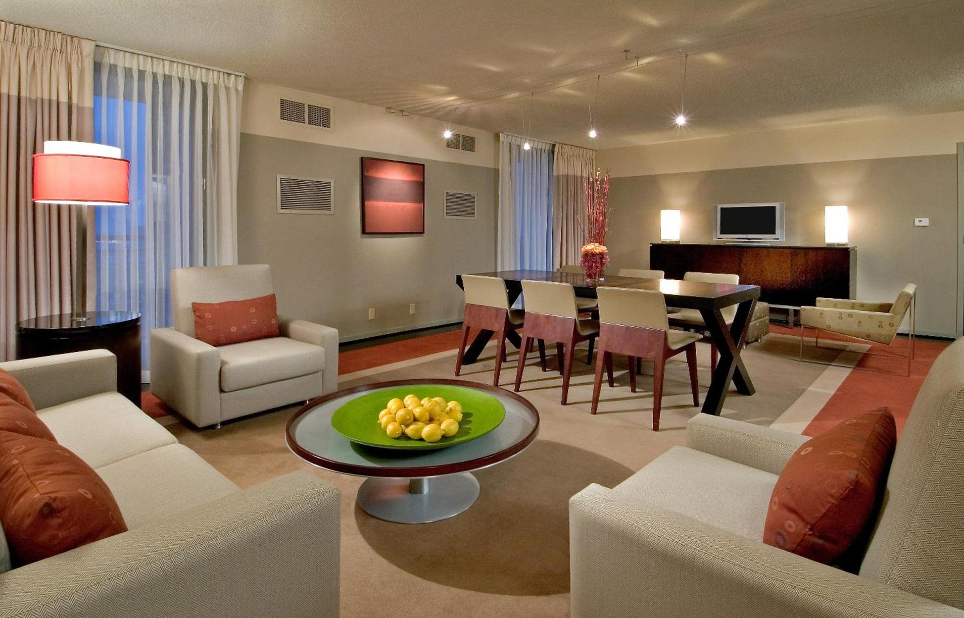 Crowne Plaza - Chicago West Loop by IHG photo 39