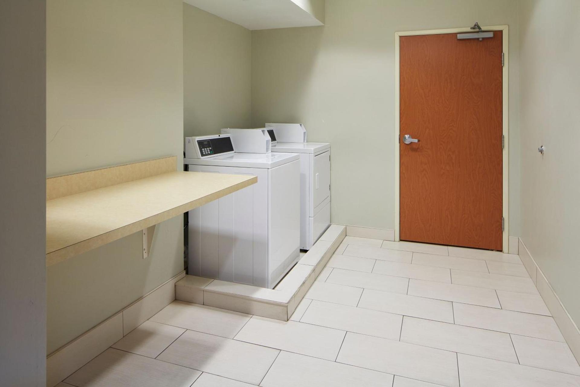 Fairfield by Marriott Frankfort photo 20