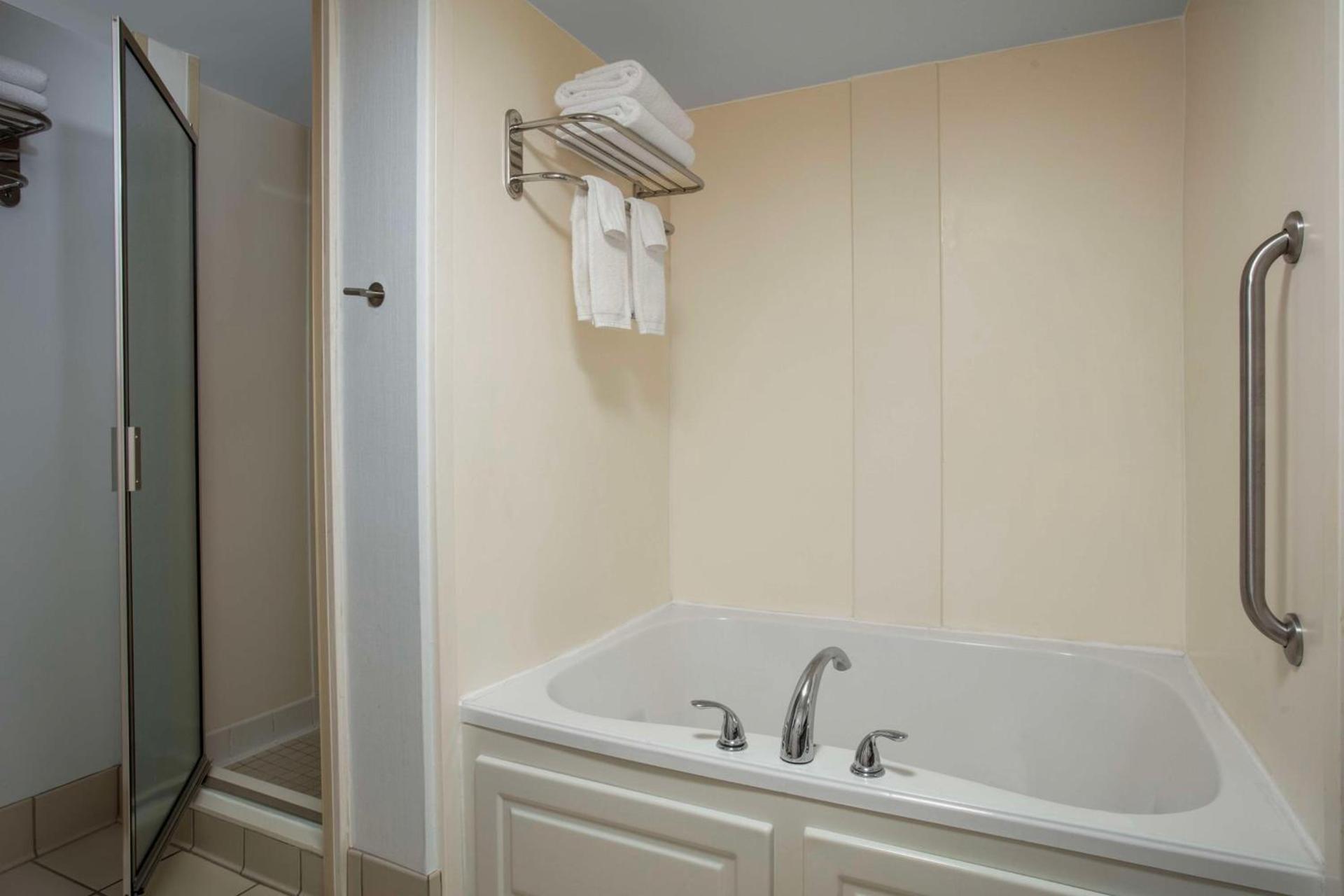 Hilton Garden Inn Fredericksburg photo 26