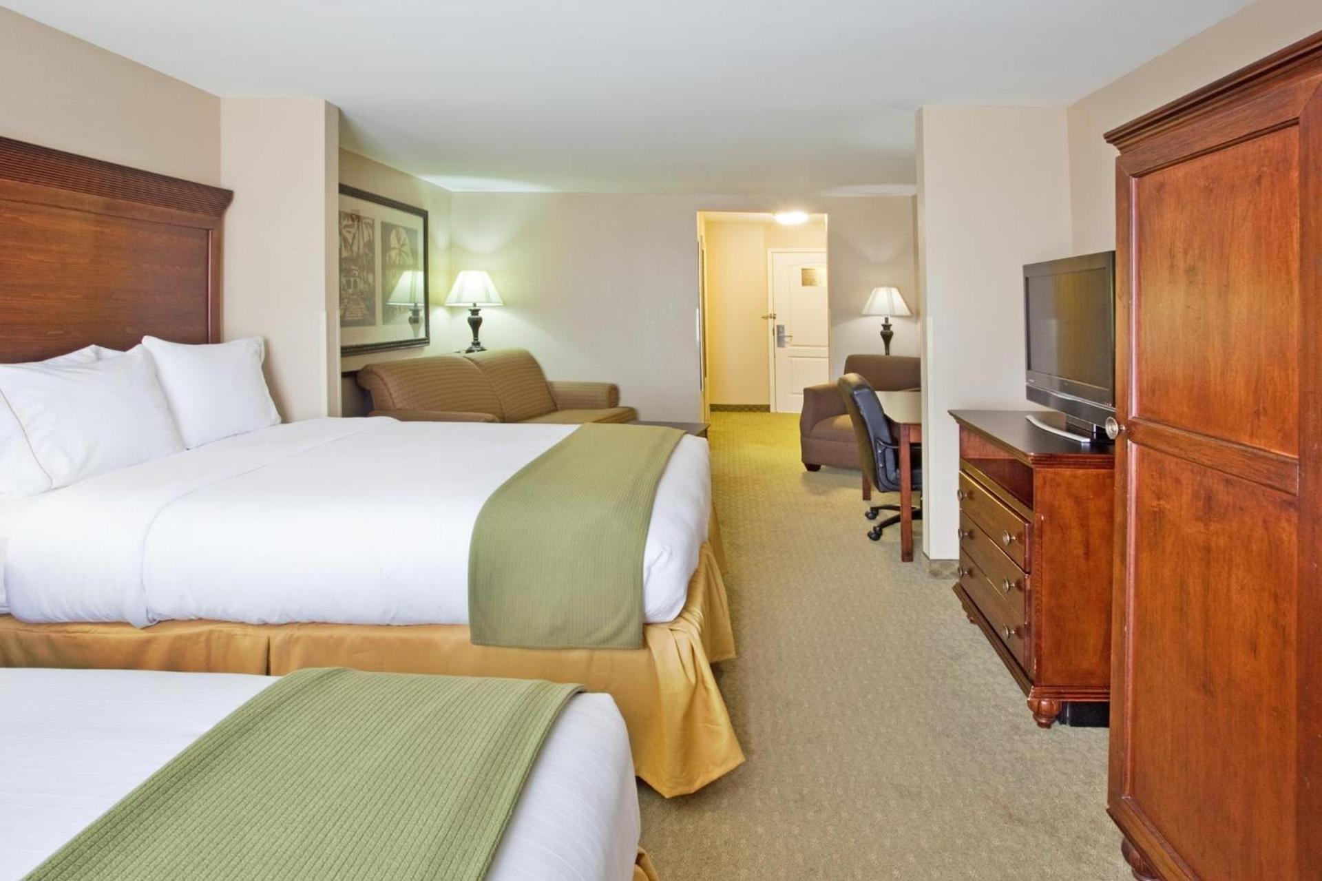 Holiday Inn Express Savannah Airport by IHG photo 7