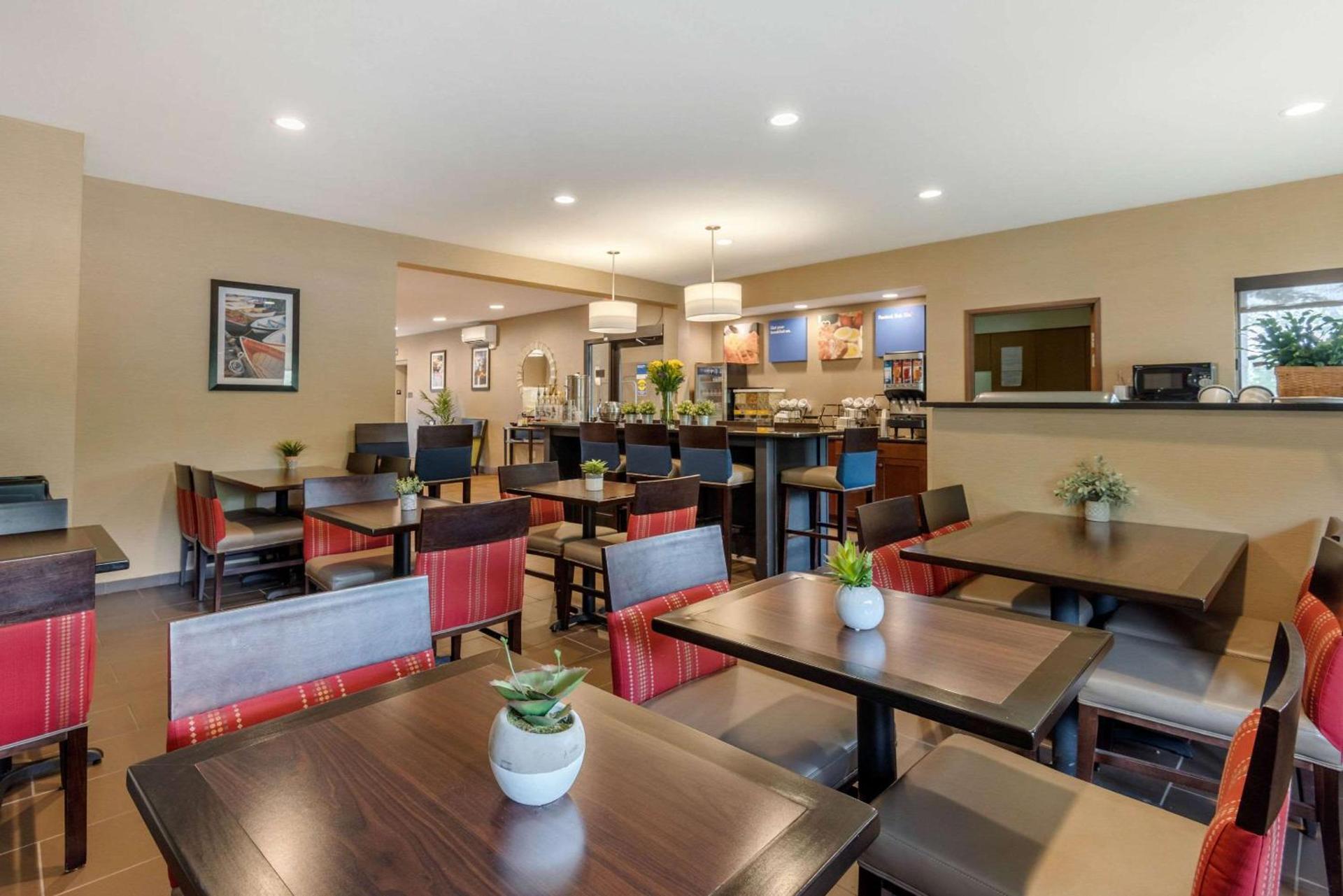 Comfort Inn Ellsworth - Bar Harbor photo 25
