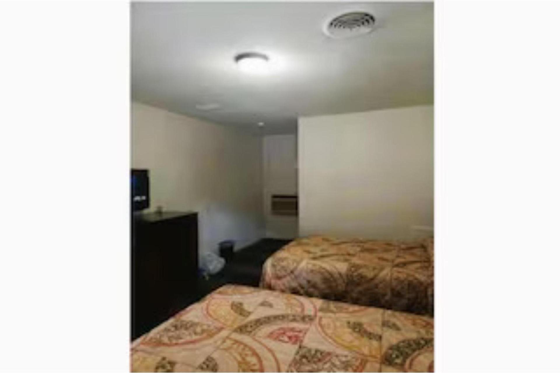 Travelers Inn by OYO Beaver, Hwy 19 photo 14