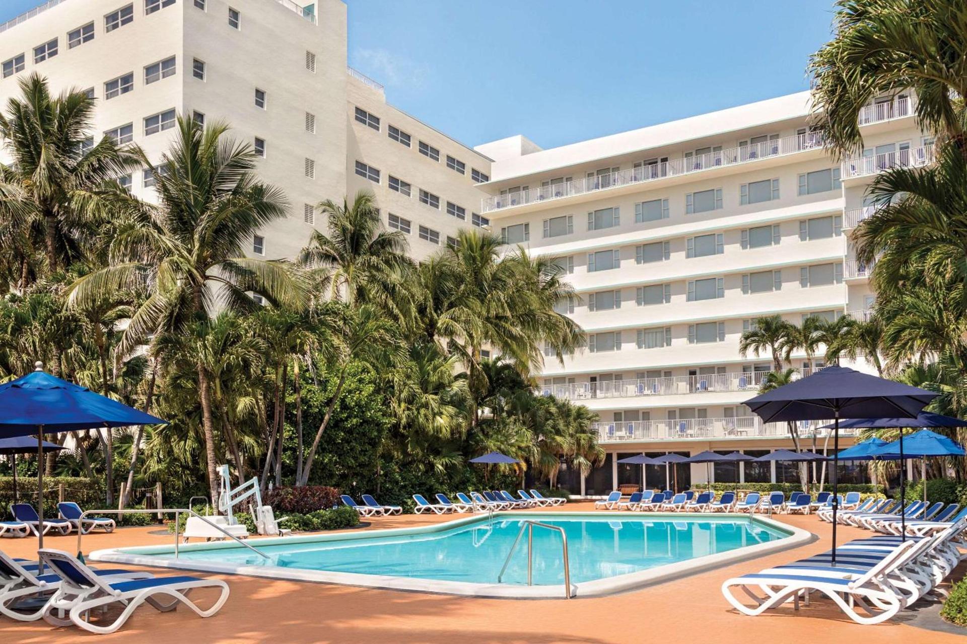 Radisson Resort Miami Beach photo 50