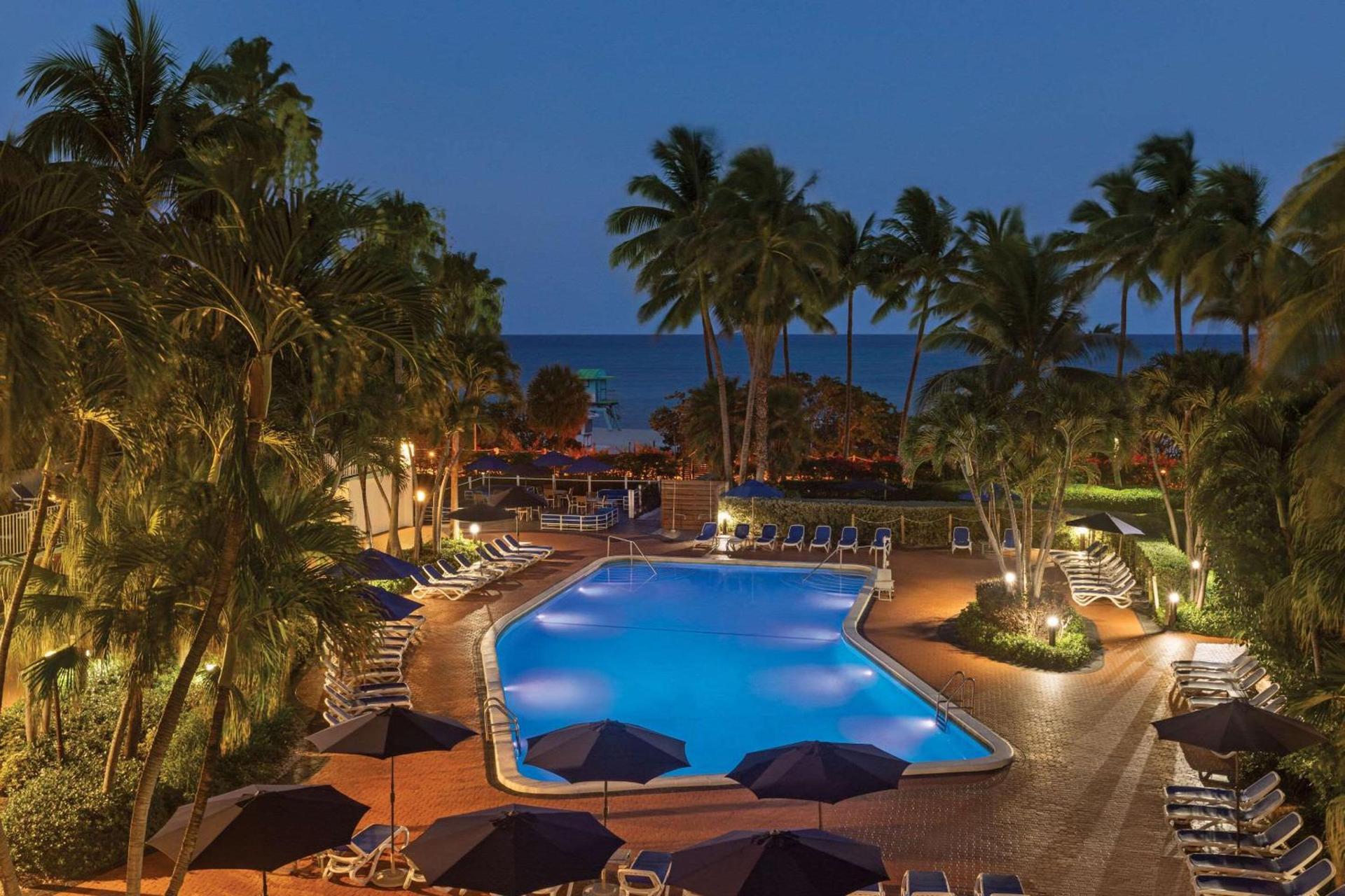 Radisson Resort Miami Beach photo 51