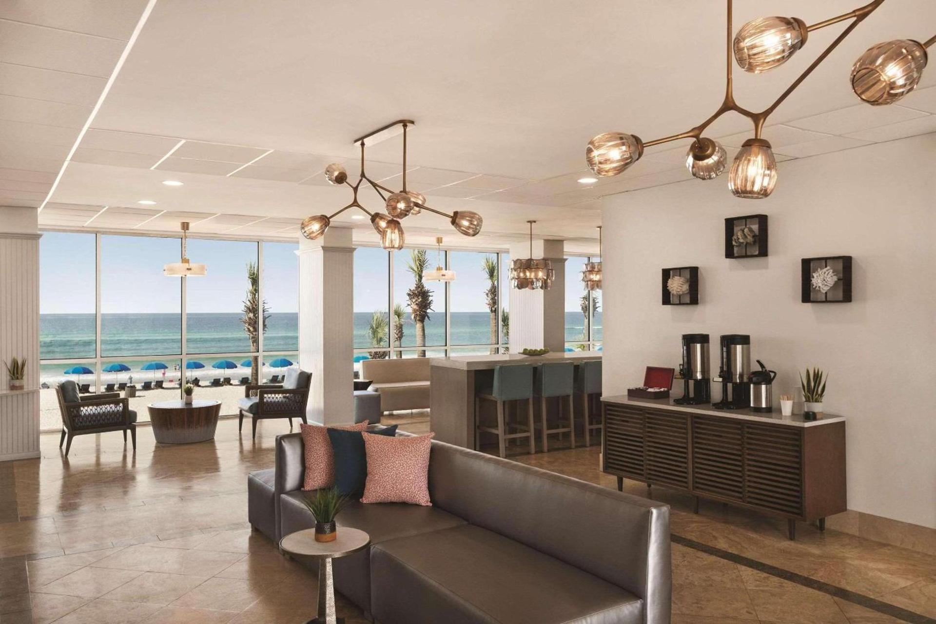 Radisson Beachfront Hotel - Panama City Beach photo 5