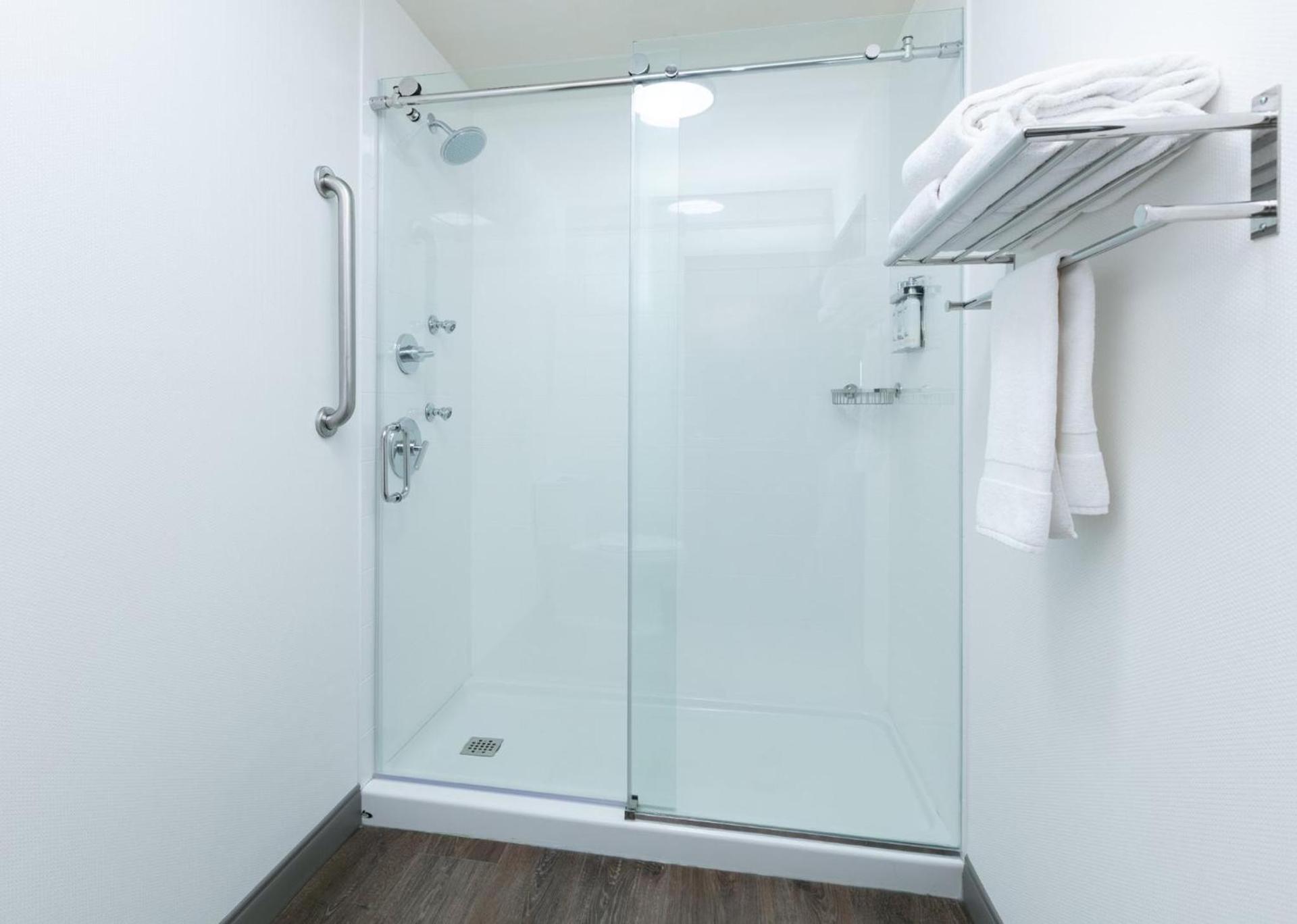 Holiday Inn Express Spokane-Valley by IHG photo 57