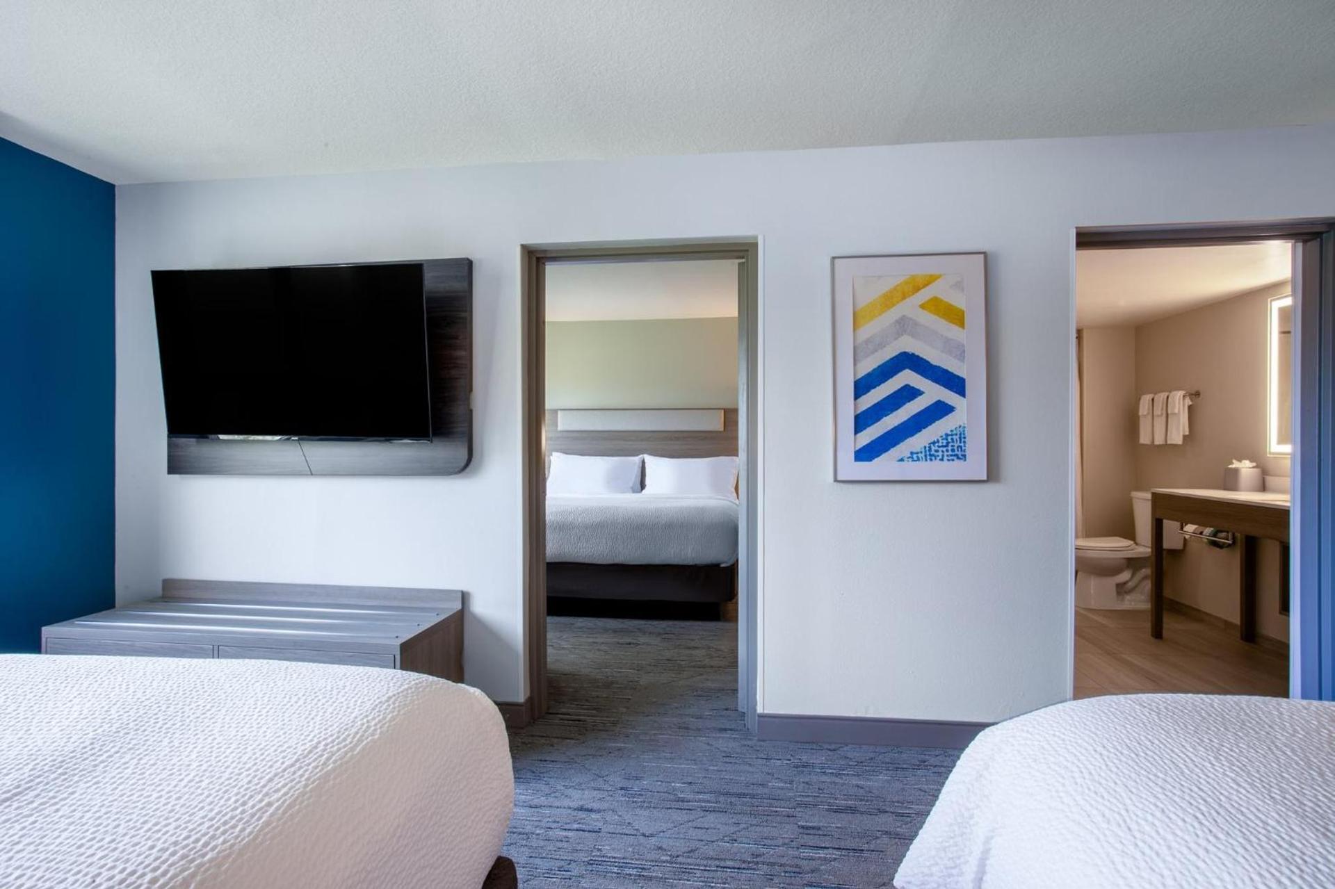Holiday Inn Express & Suites Bradenton East-Lakewood Ranch by IHG photo 45