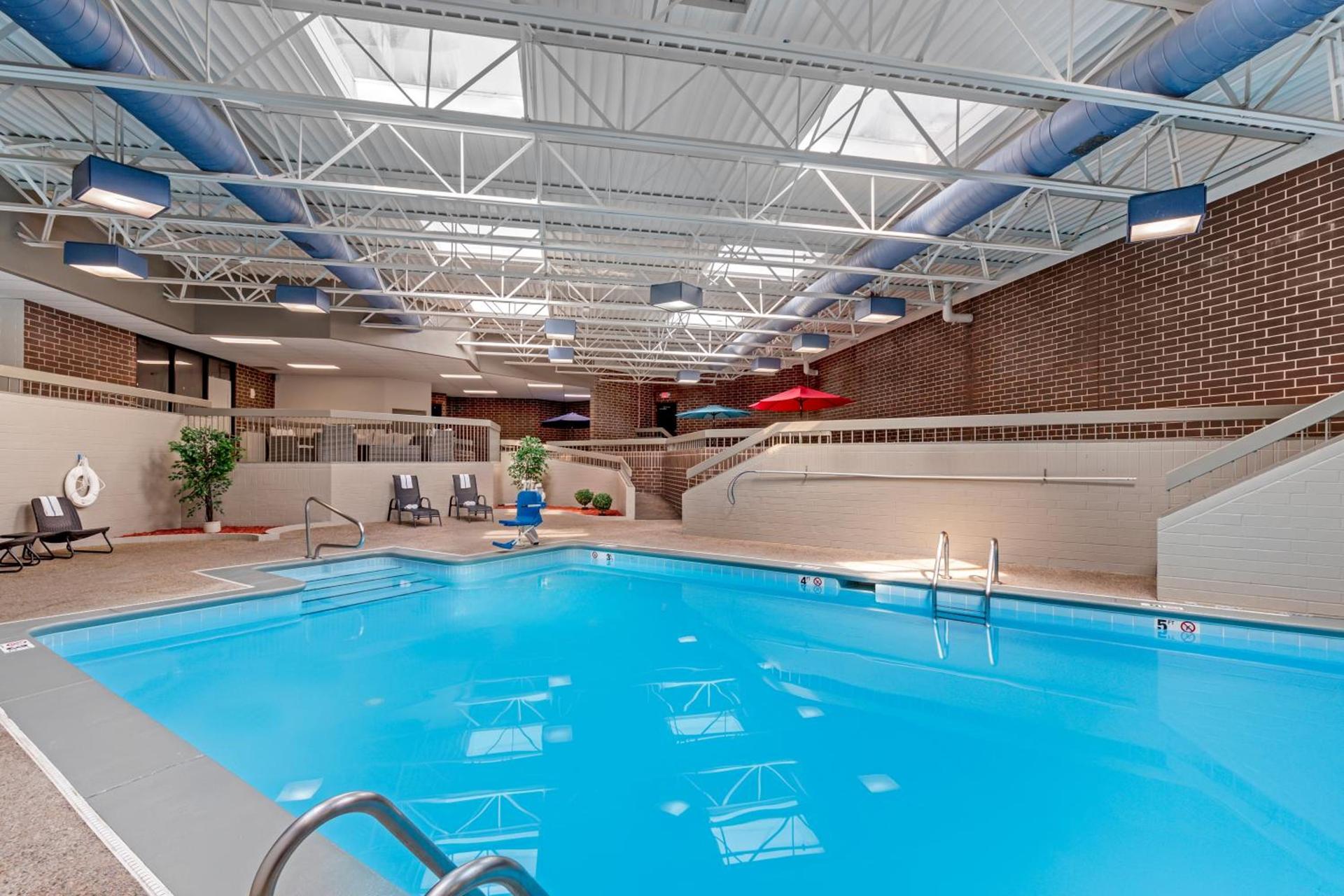 Best Western Plus Waterloo & Cedar Falls photo 39