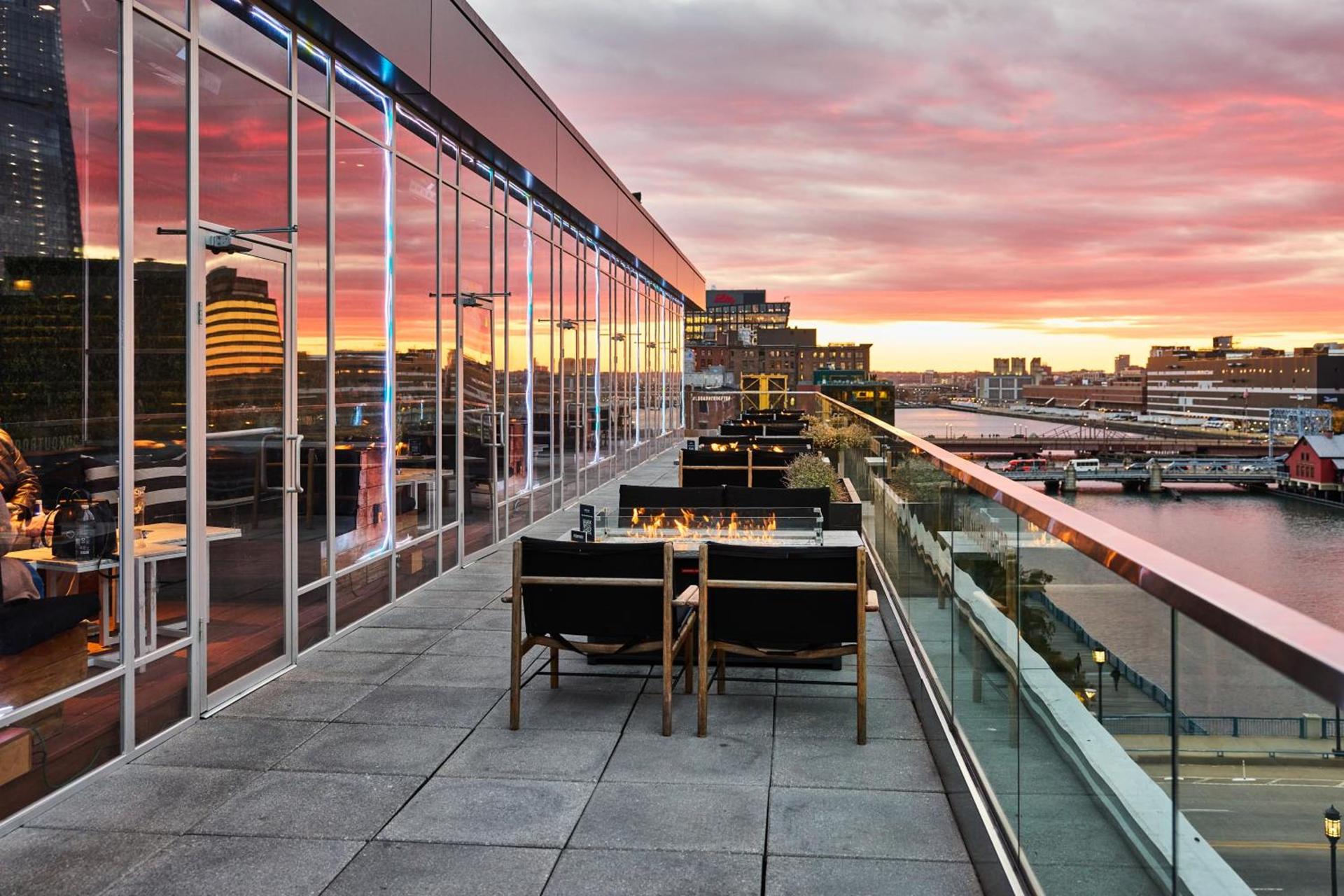 The Envoy Hotel, Autograph Collection photo 15