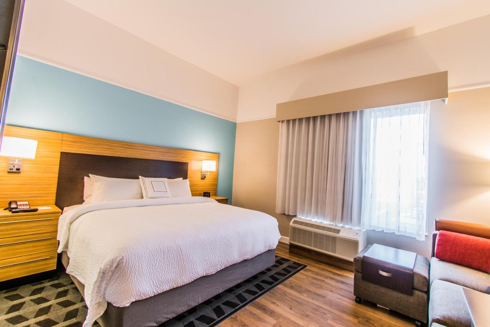 TownePlace Suites by Marriott Evansville Newburgh photo 17