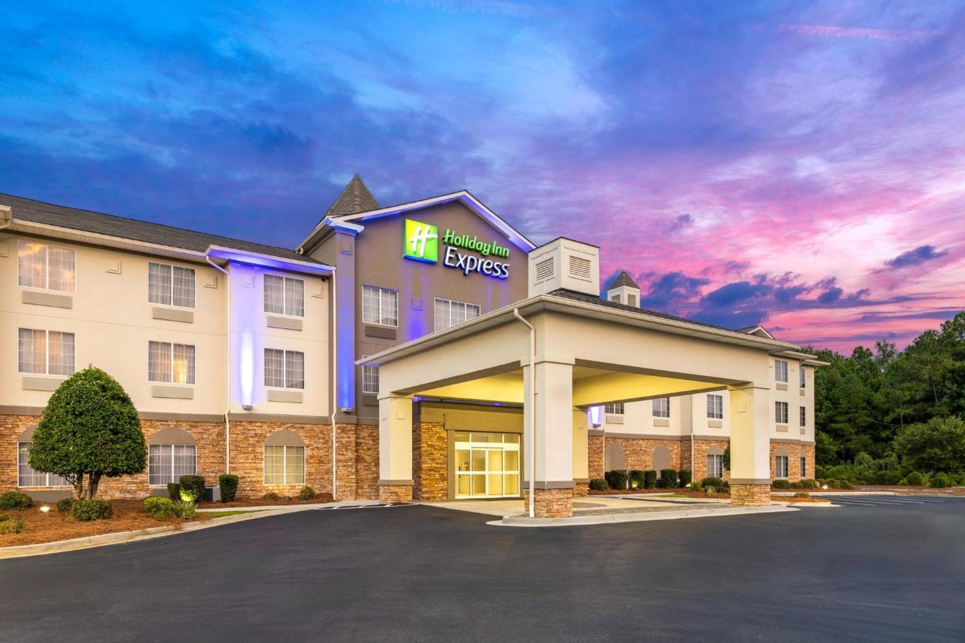 Holiday Inn Express Savannah Airport by IHG photo 1