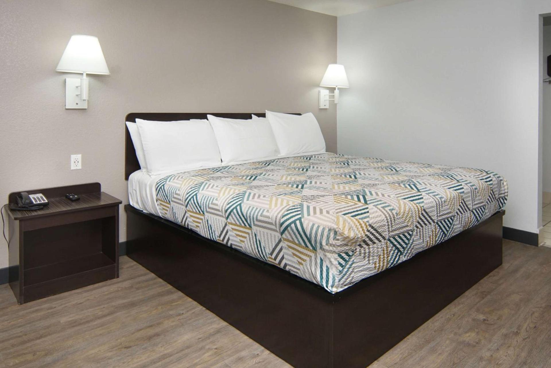 Motel 6-Lancaster, TX - DeSoto - Lancaster photo 6