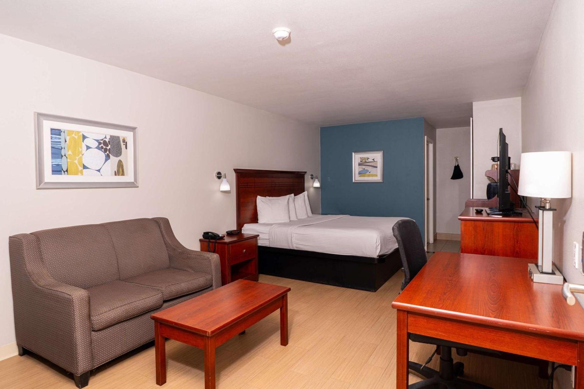 Best Western Paradise Inn photo 24