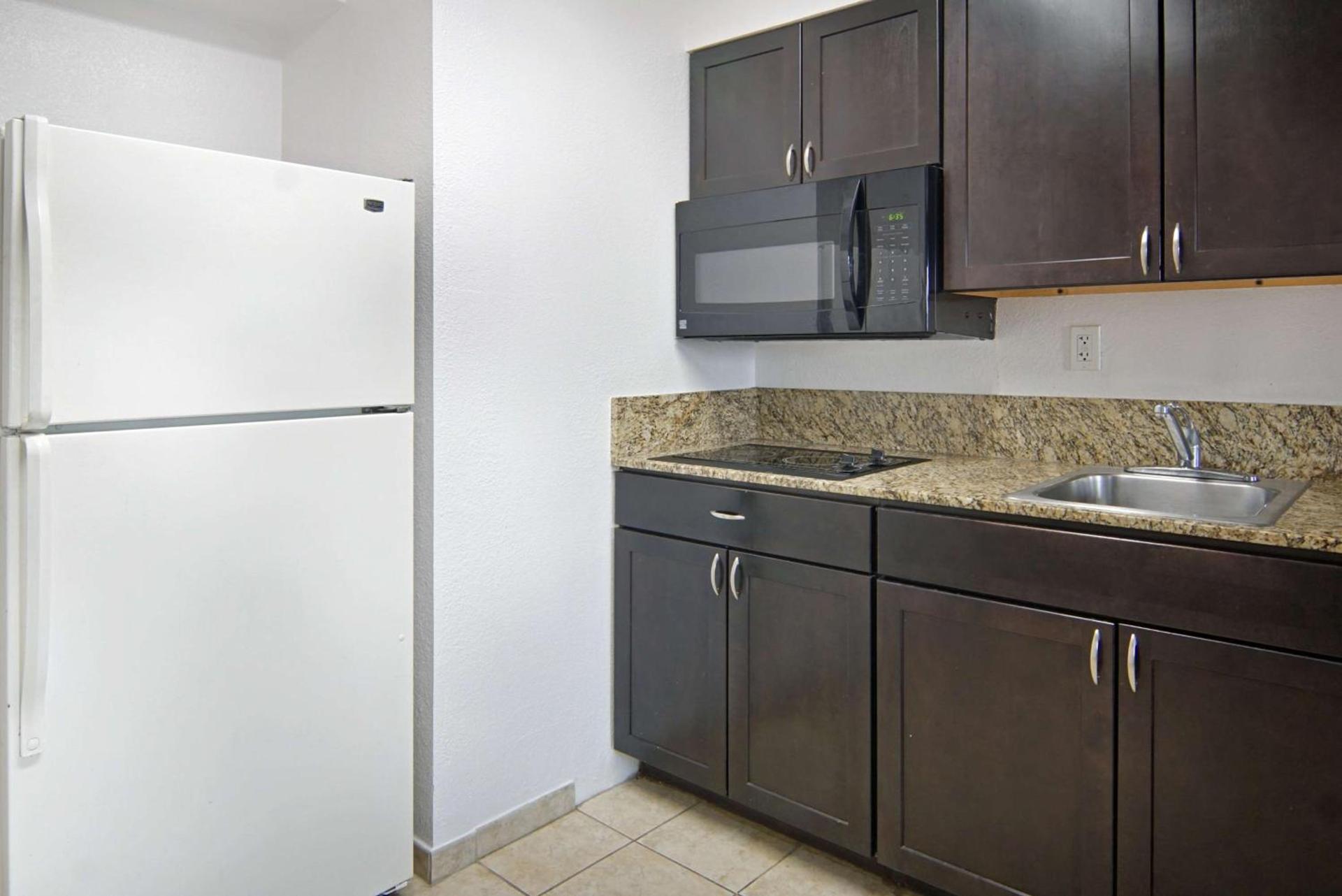 Motel 6-Lancaster, TX - DeSoto - Lancaster photo 18
