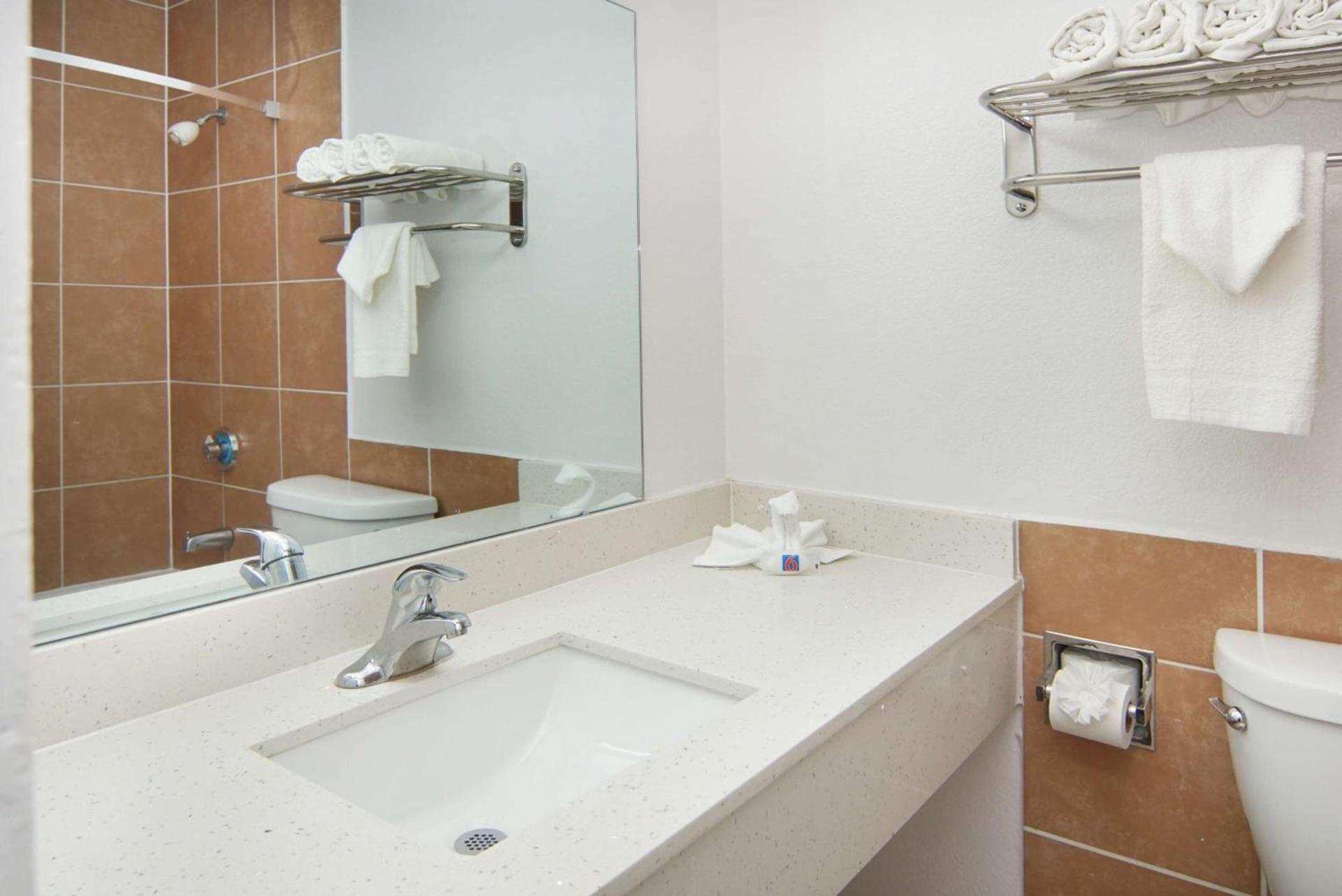 Motel 6-Lancaster, TX - DeSoto - Lancaster photo 19