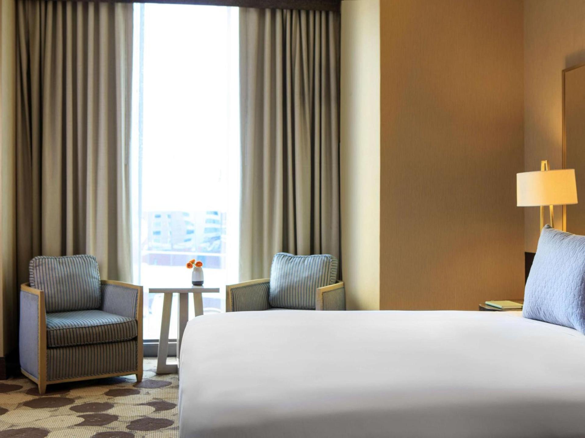The Royal Sonesta Chicago River North photo 16