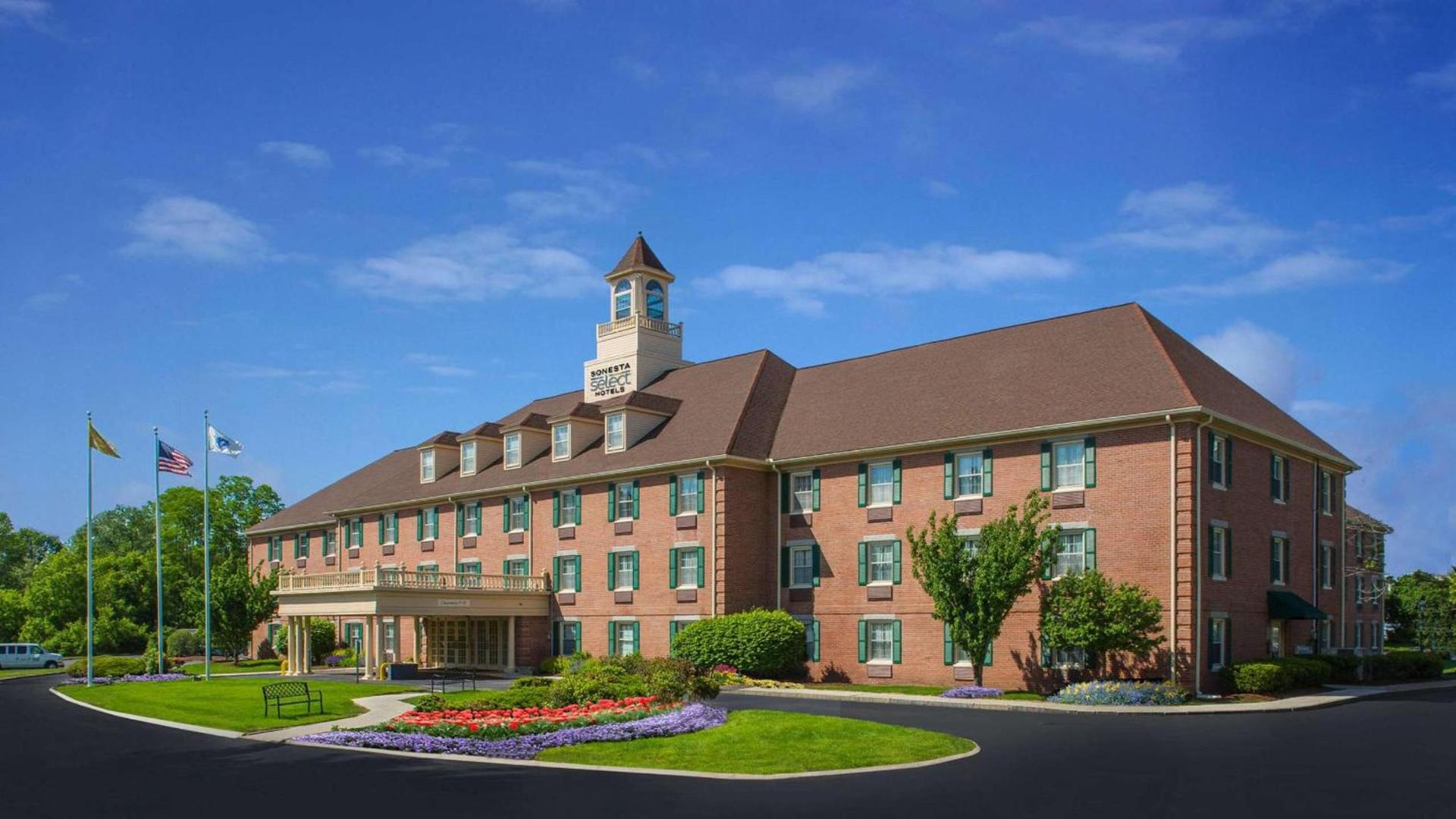 Sonesta Select Boston Lowell Chelmsford photo 1