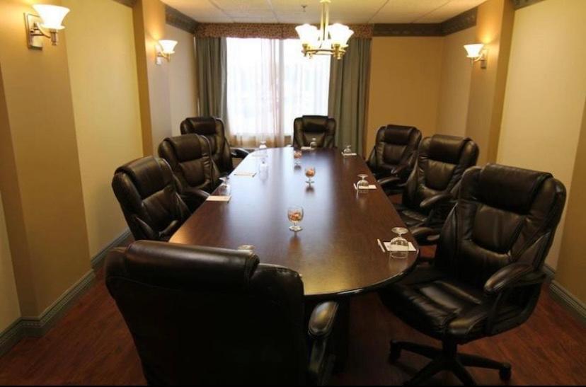 Albany Airport Inn photo 11