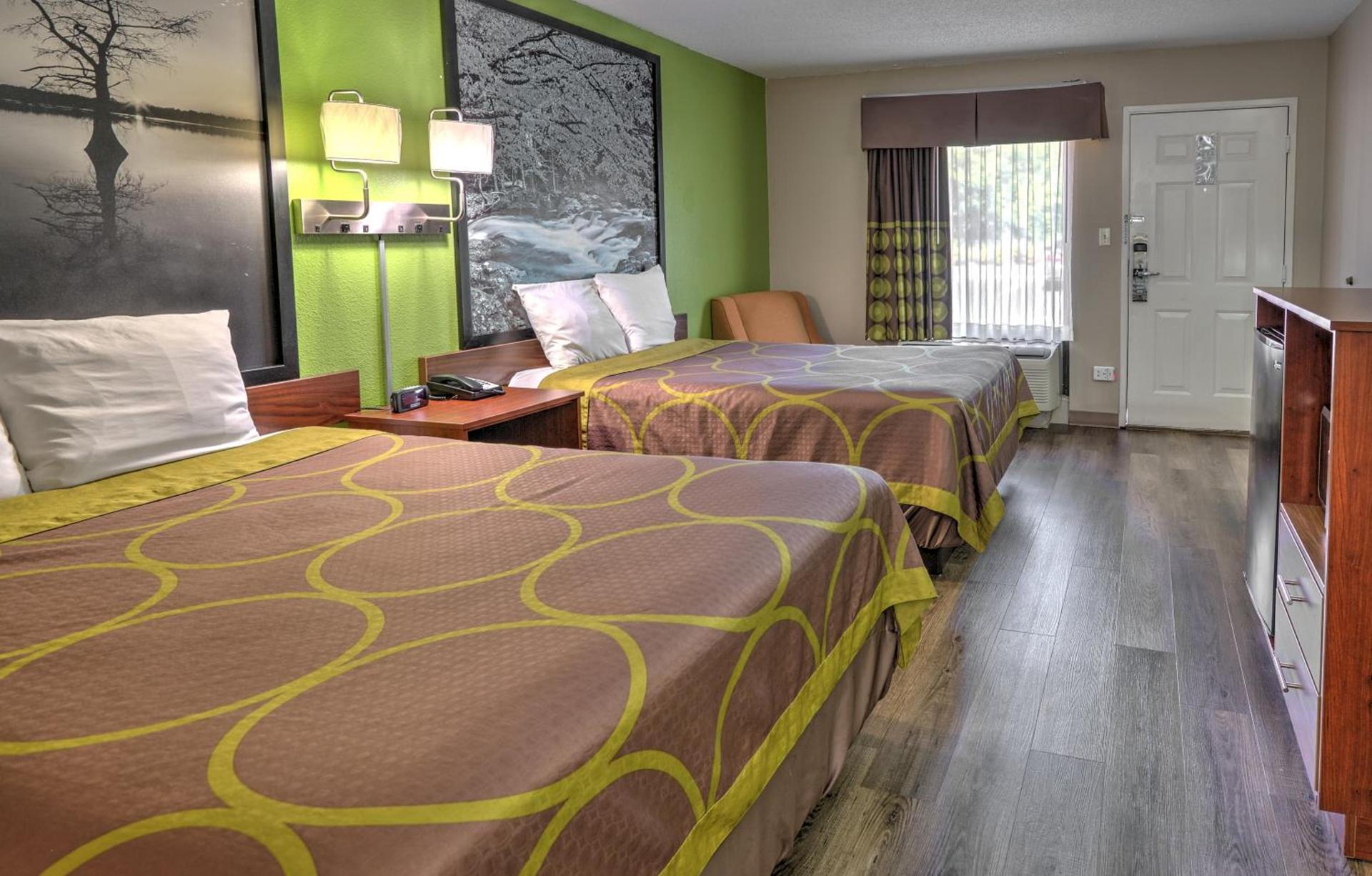 Super 8 by Wyndham Knoxville West/Farragut photo 26