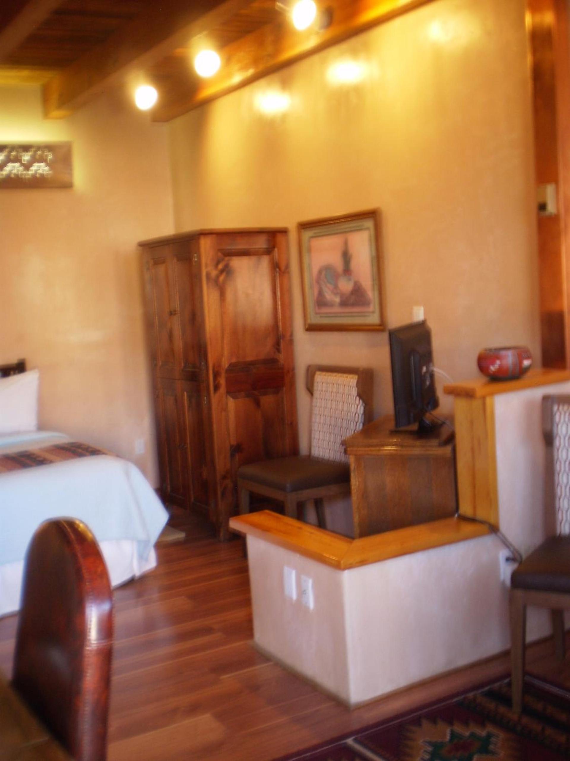 Guadalupe Inn photo 9