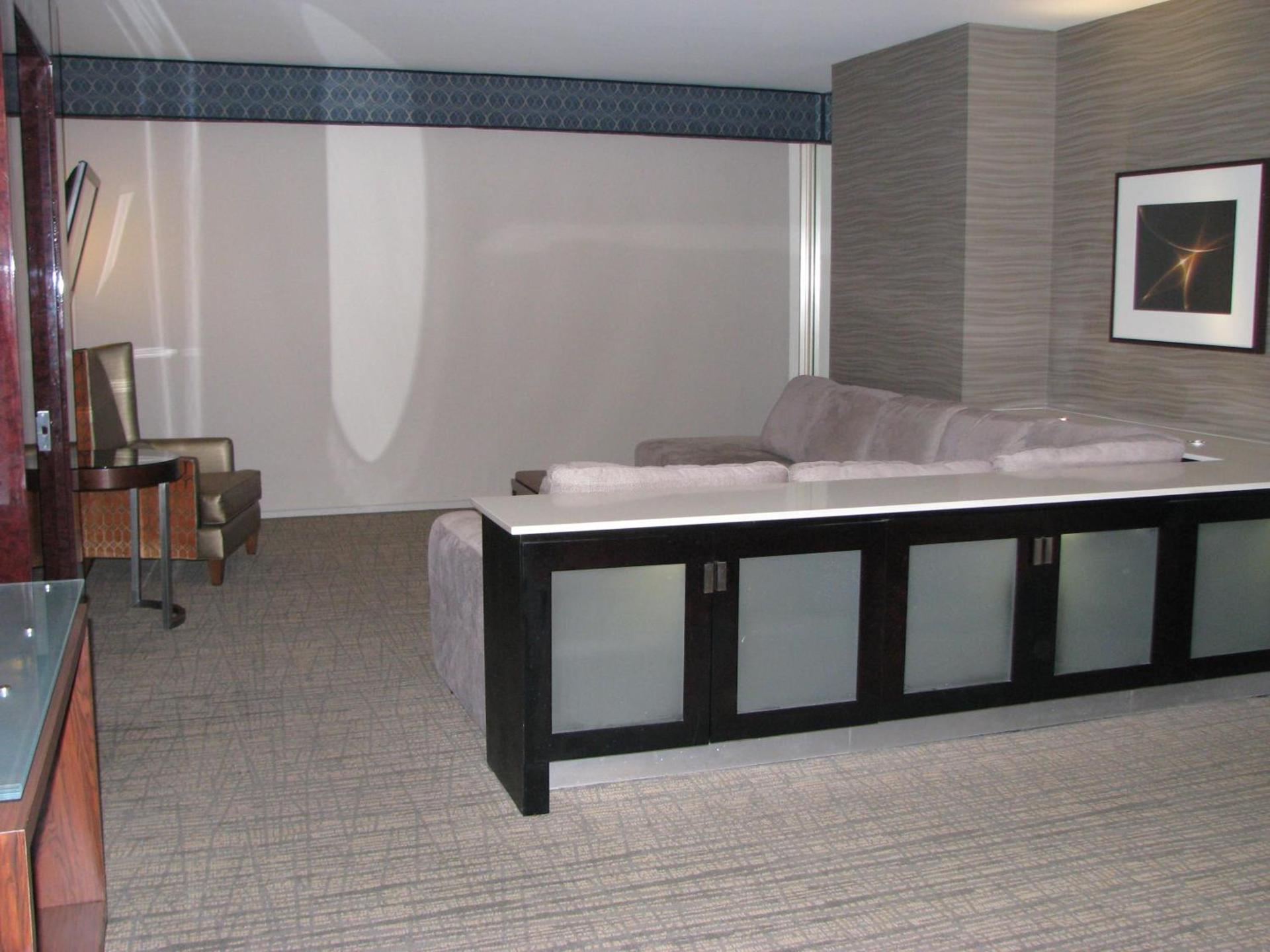 Suites at Elara Las Vegas Center Strip-No Resort Fees photo 26