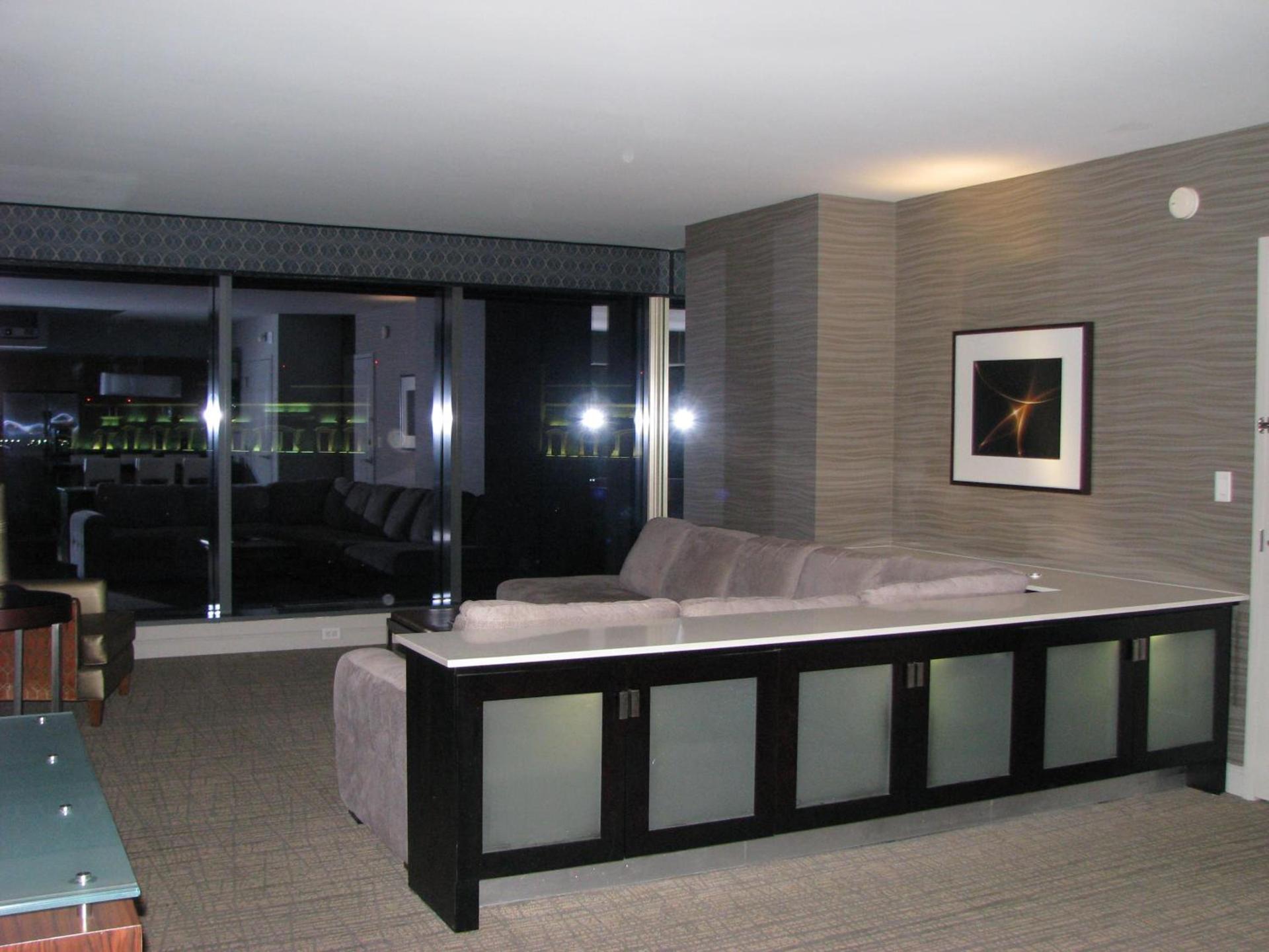 Suites at Elara Las Vegas Center Strip-No Resort Fees photo 11