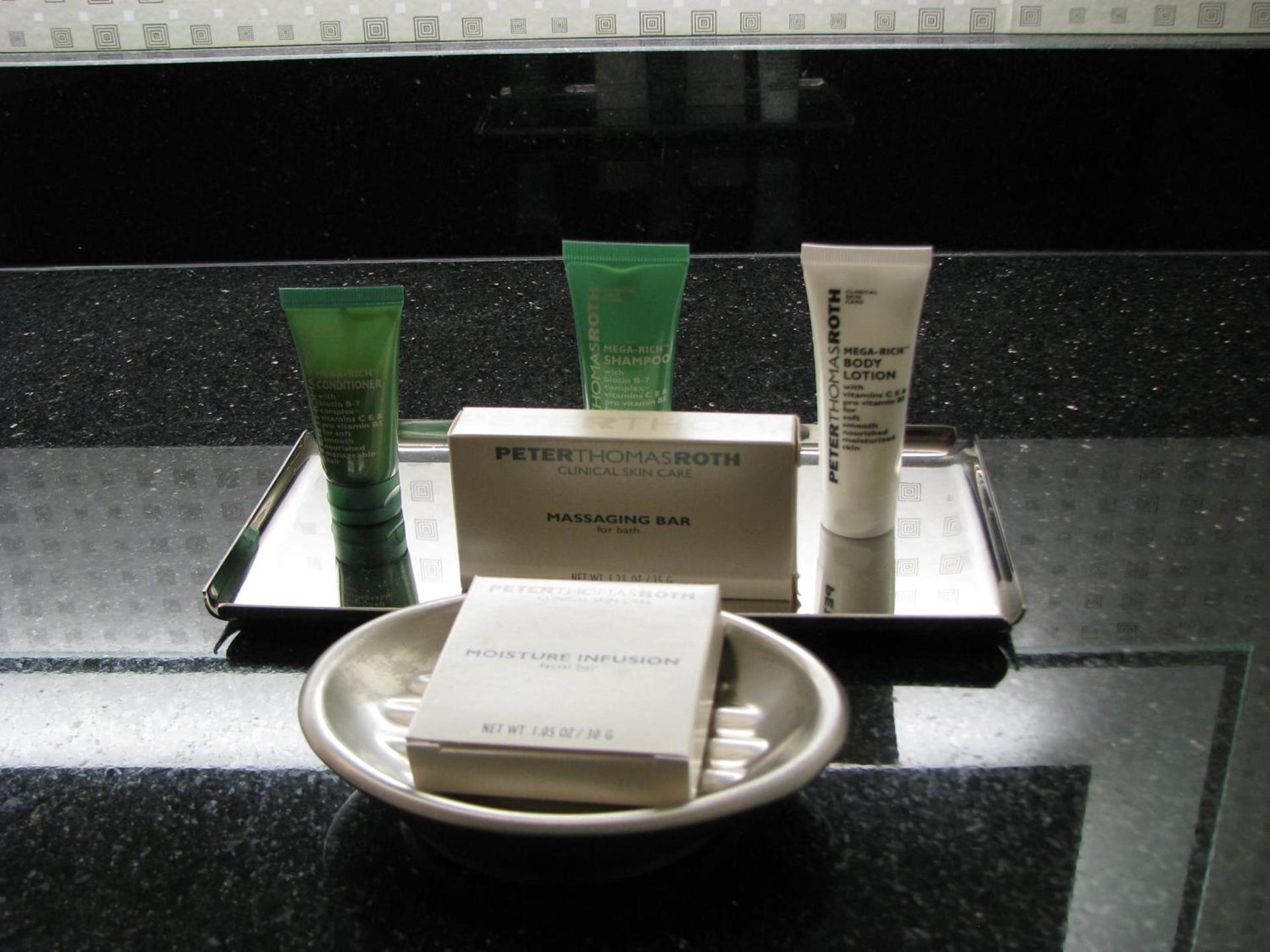 Suites at Elara Las Vegas Center Strip-No Resort Fees photo 34